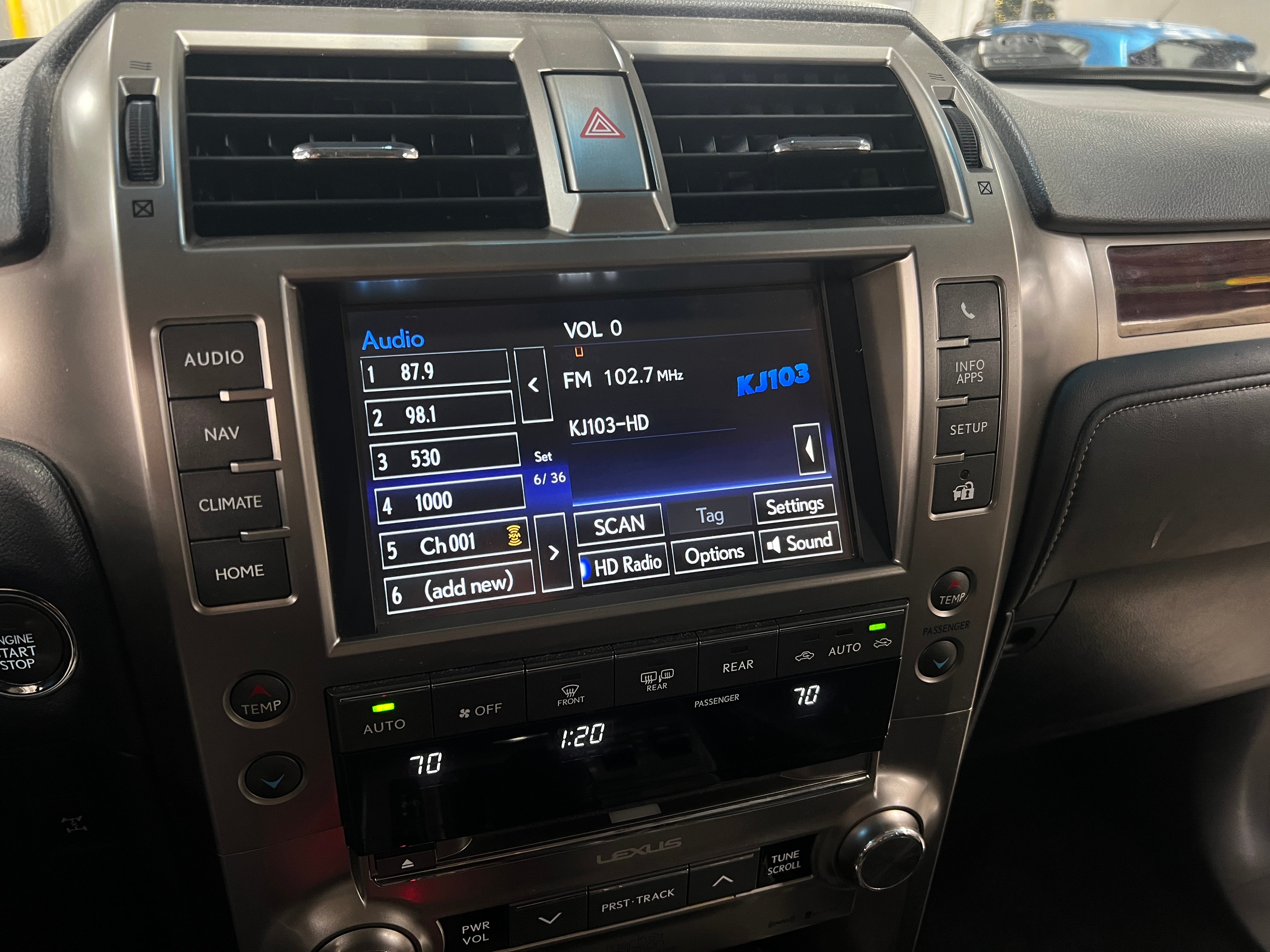 2015 Lexus GX 460 Luxury 3