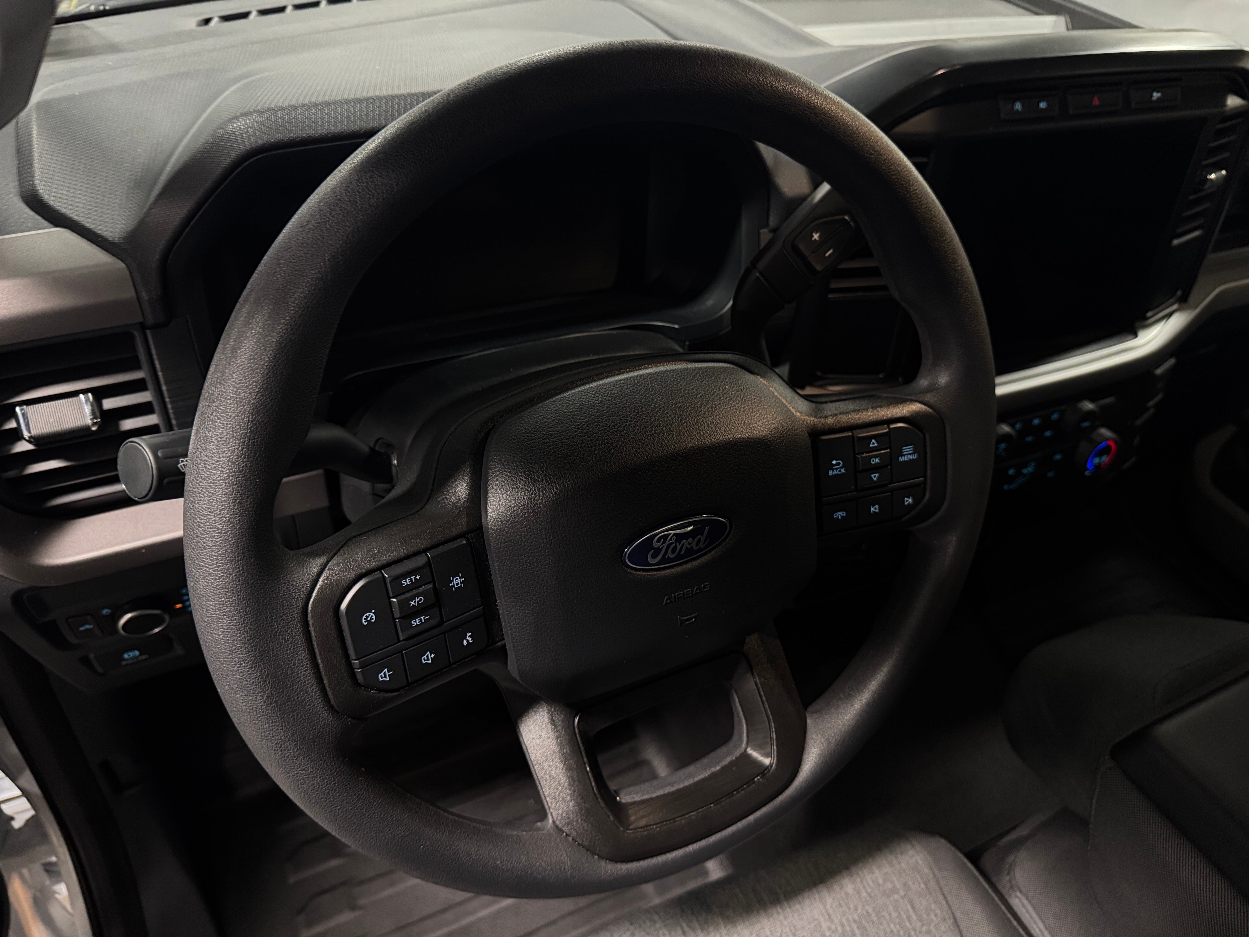 2024 Ford Econoline E-150 5
