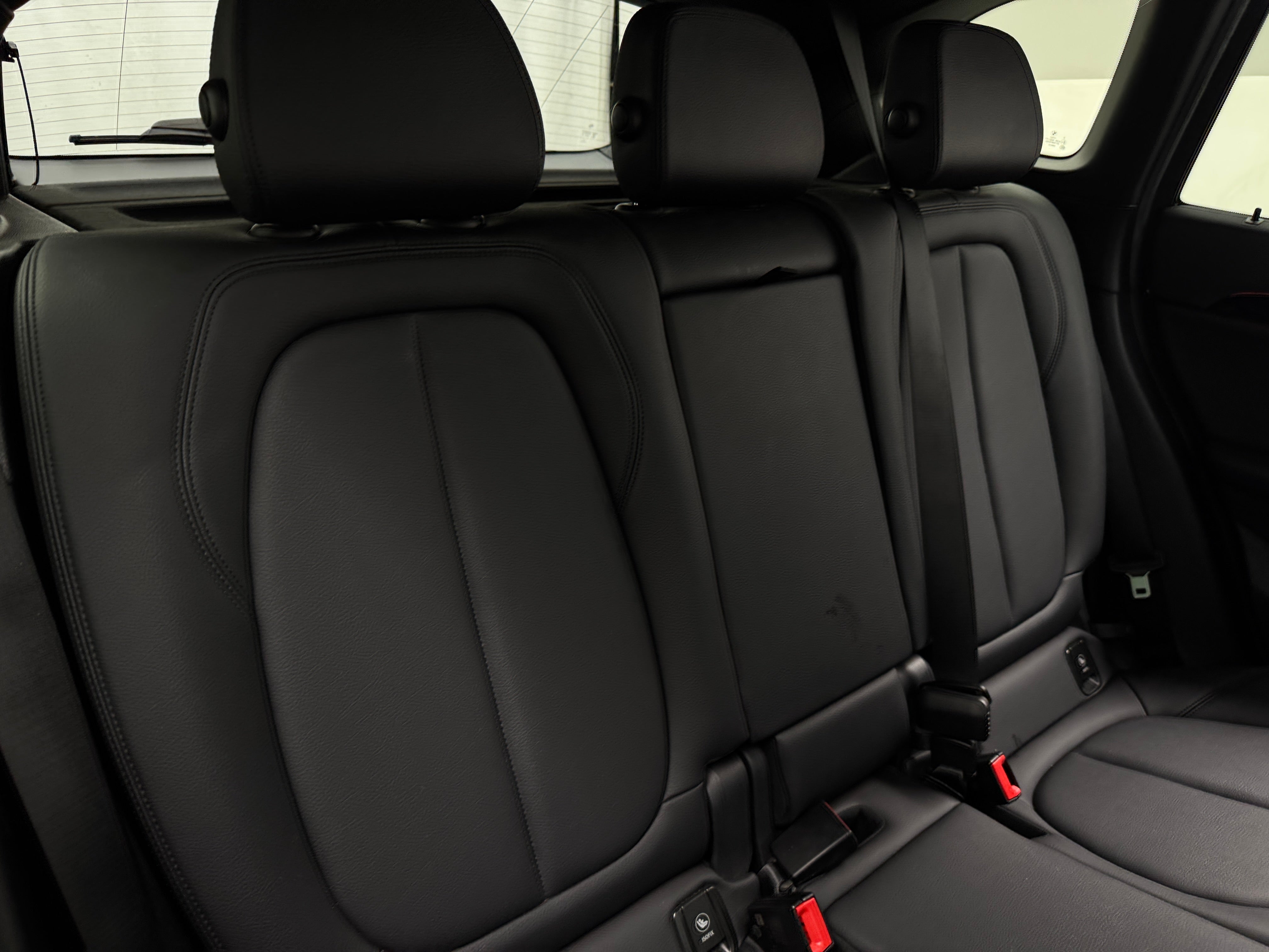 2021 BMW X1 sDrive28i 5