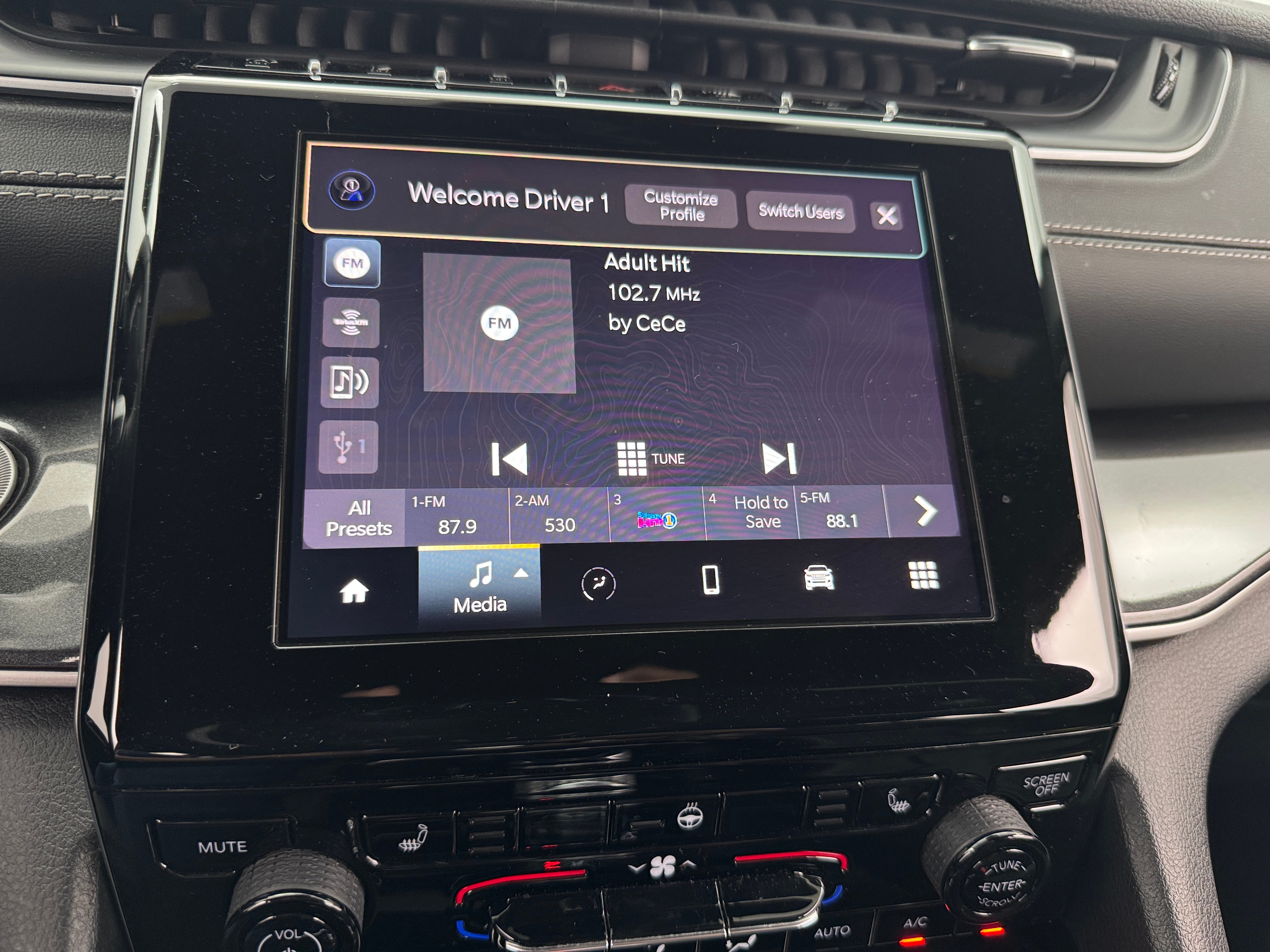 2022 Jeep Grand Cherokee L Altitude 3