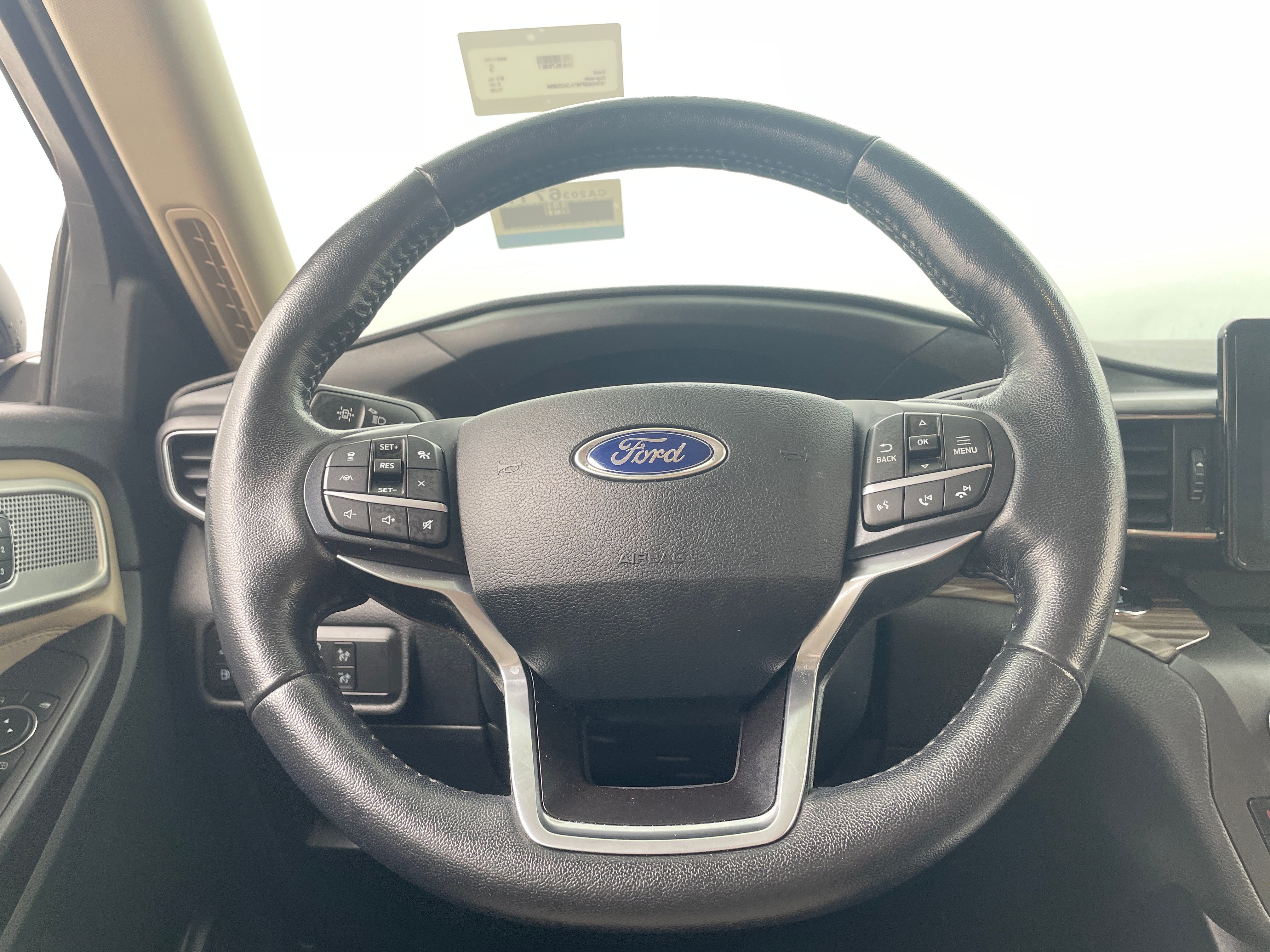 2020 Ford Explorer Limited 4