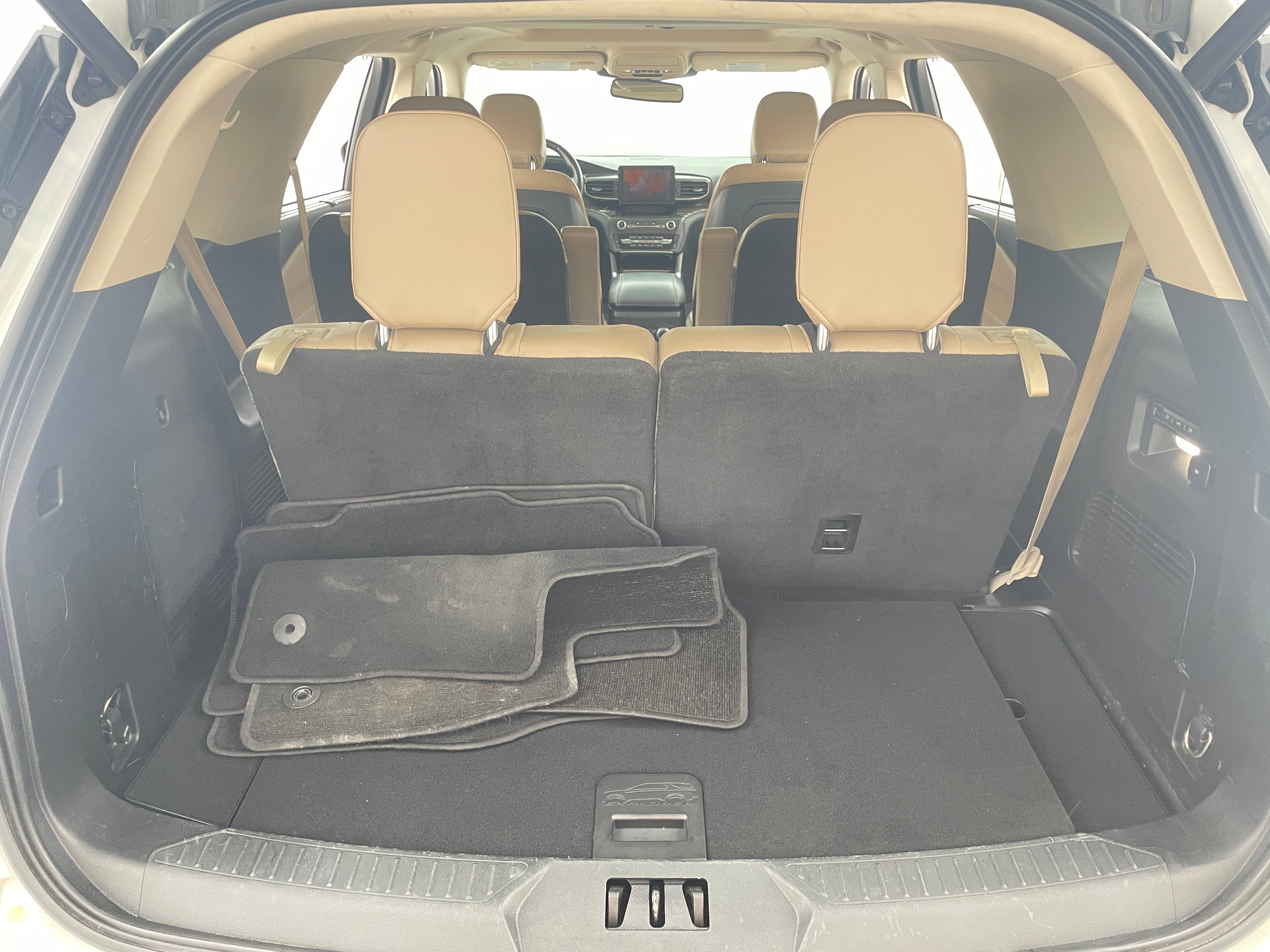2020 Ford Explorer Limited 6