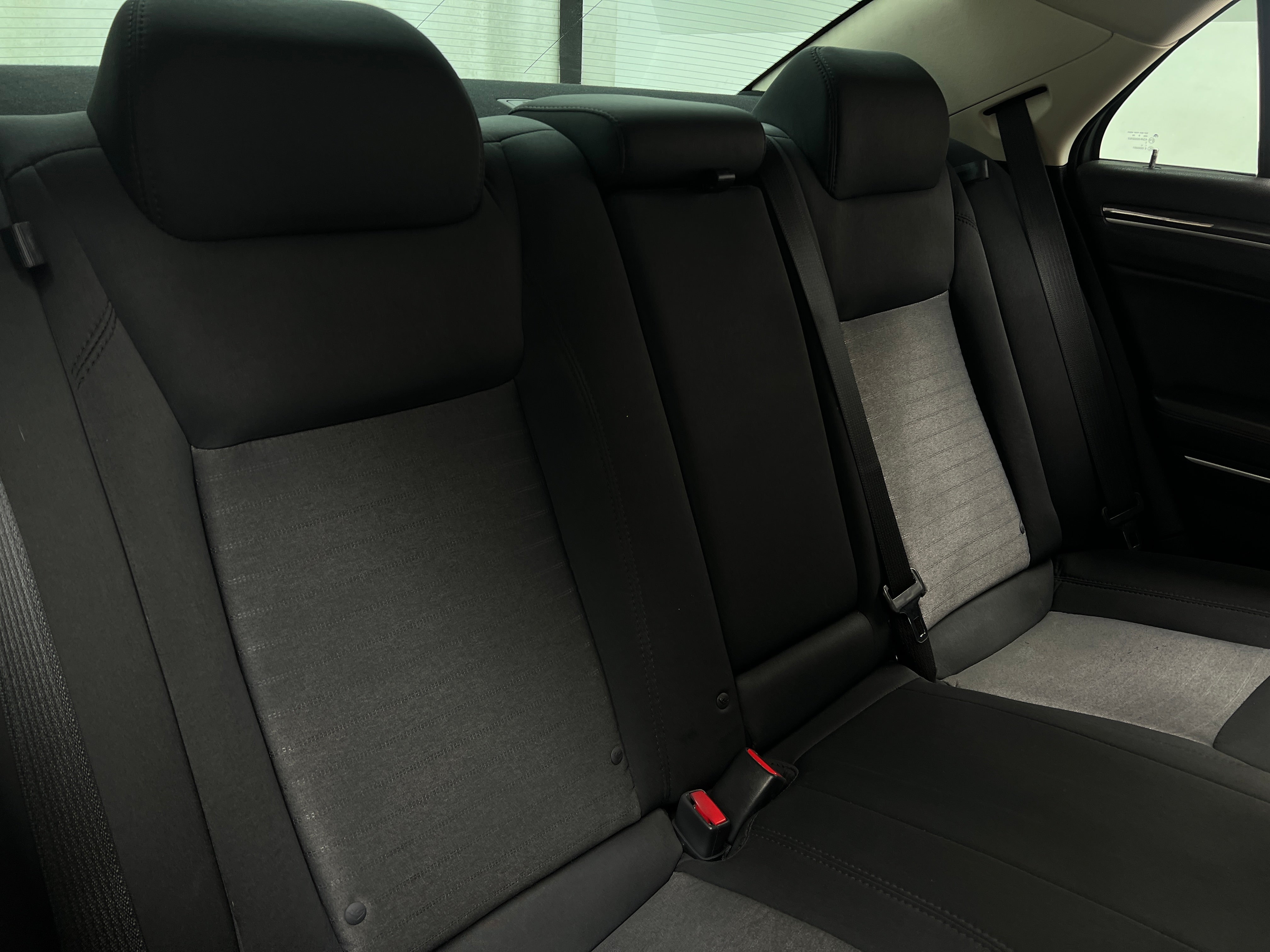 2018 Chrysler 300 Touring 6