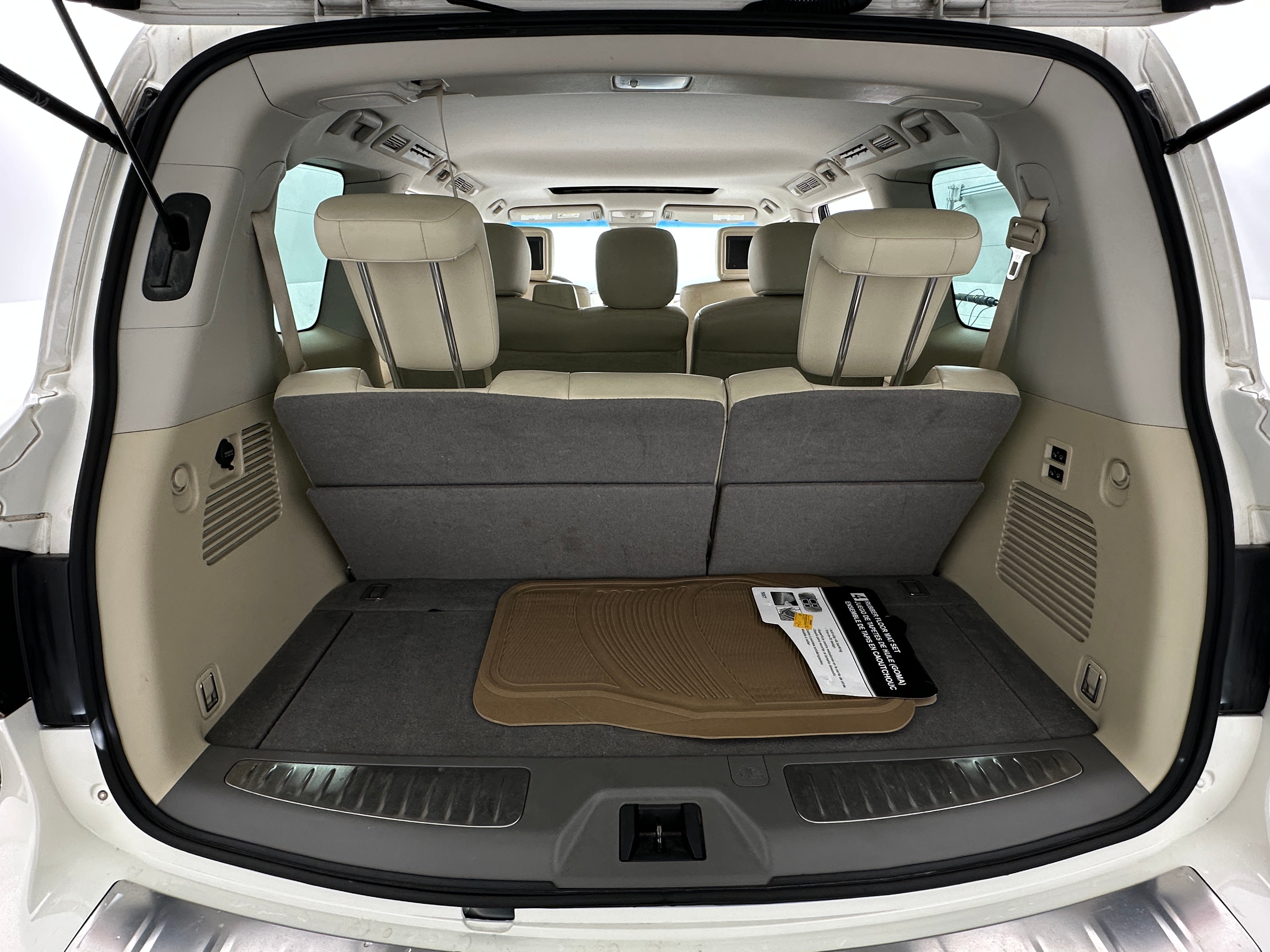 2017 INFINITI QX80 Base 6