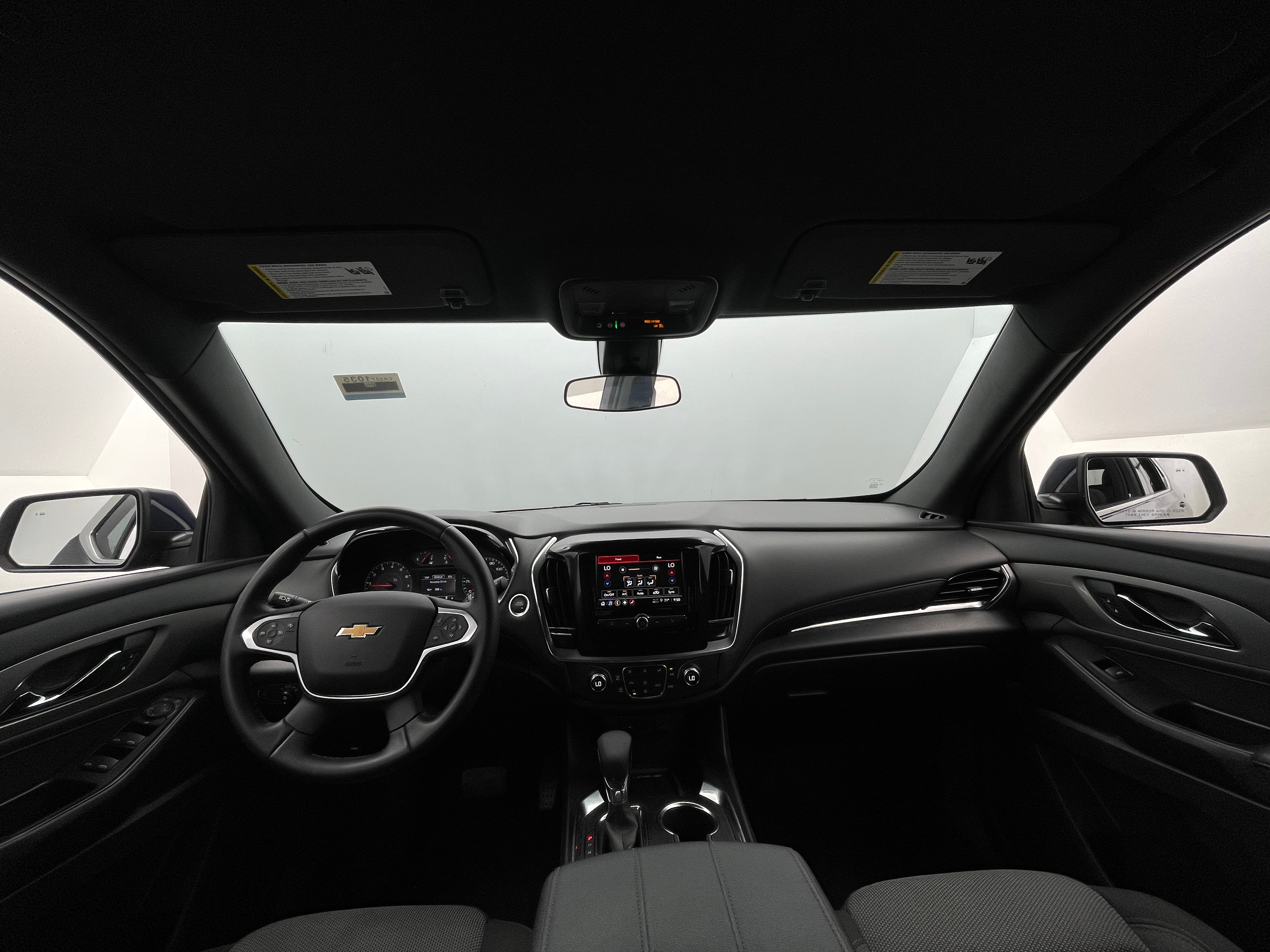 2023 Chevrolet Traverse LT 3