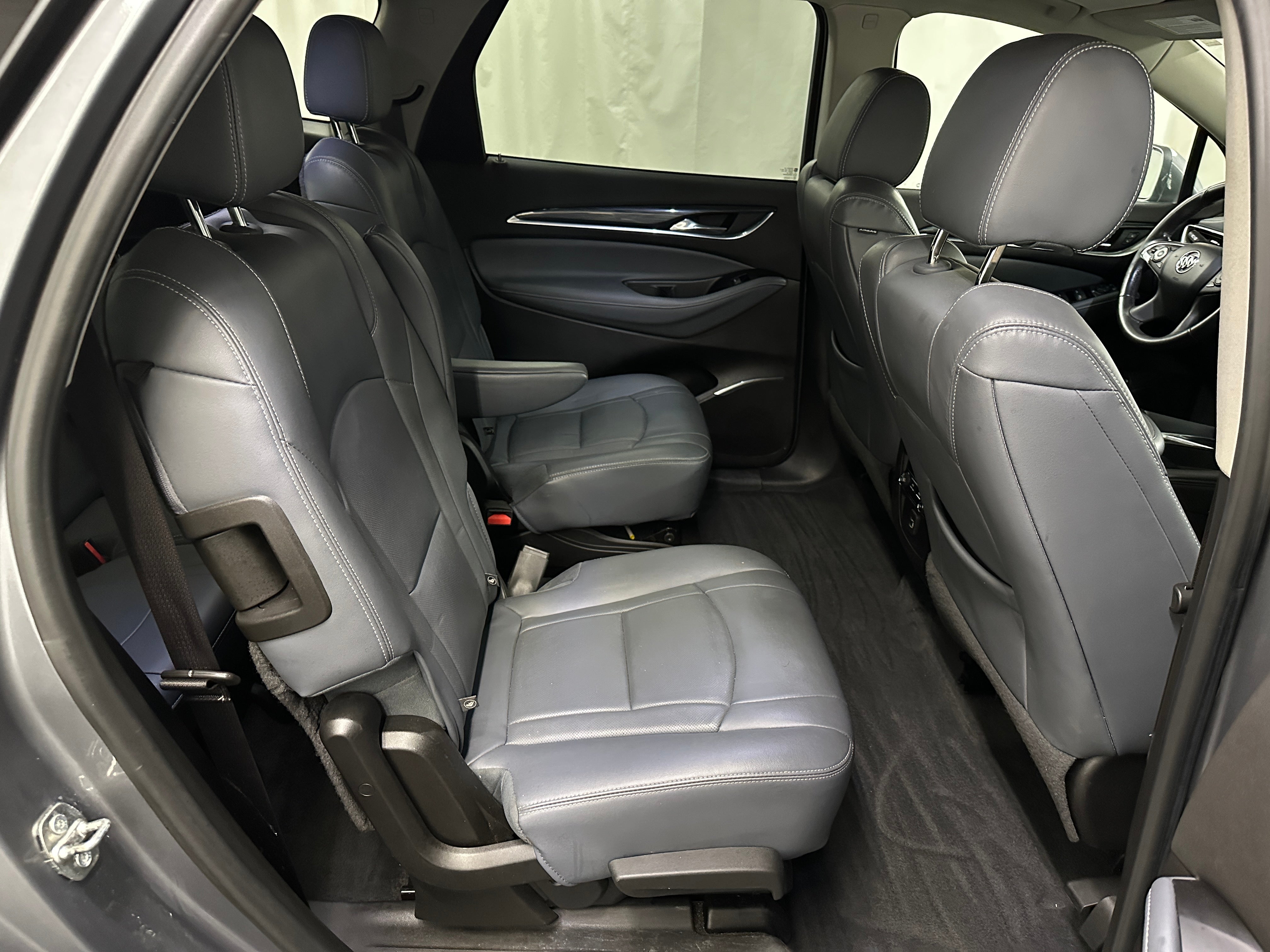 2019 Buick Enclave Essence 5
