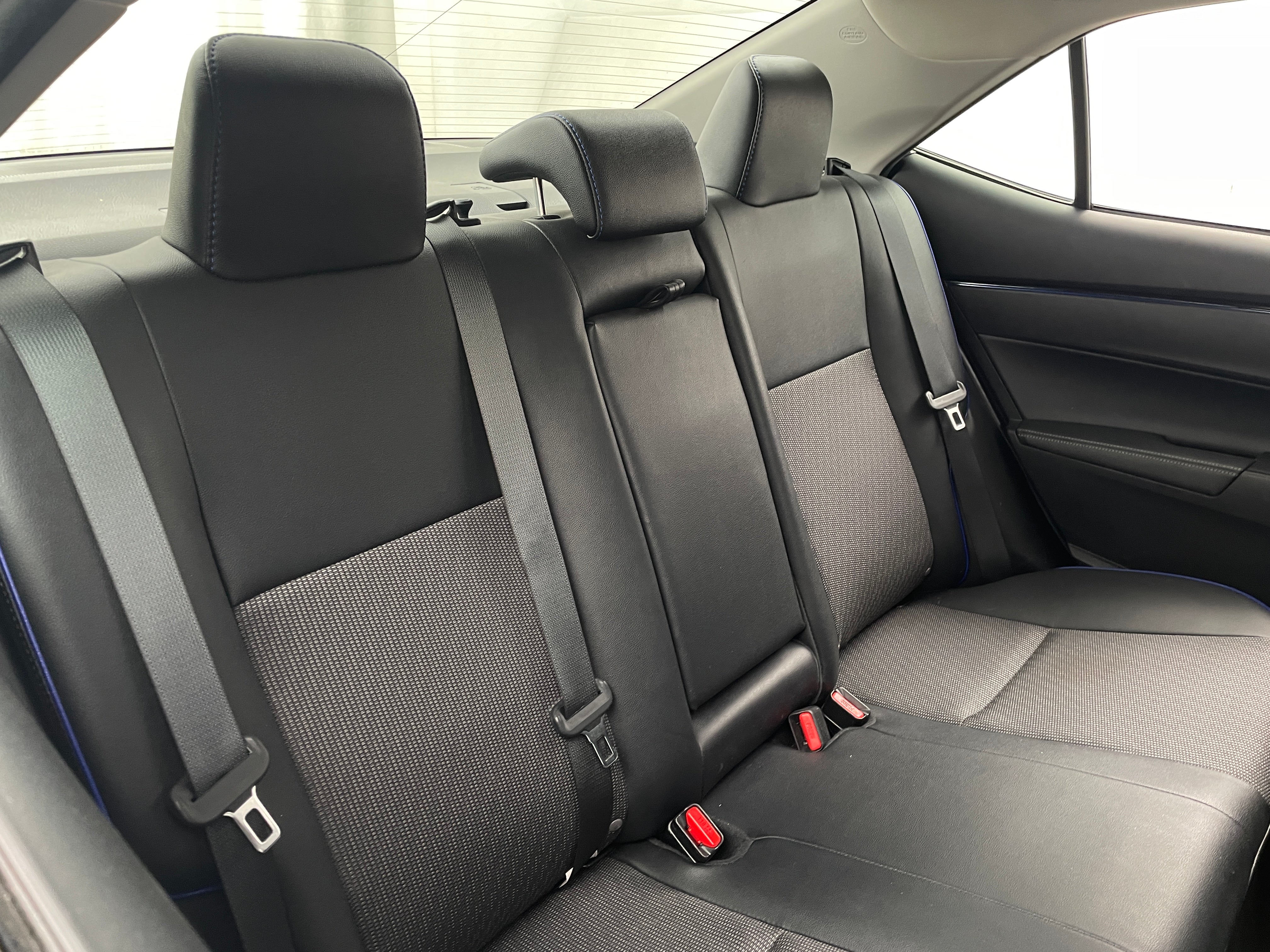 2019 Toyota Corolla SE 6