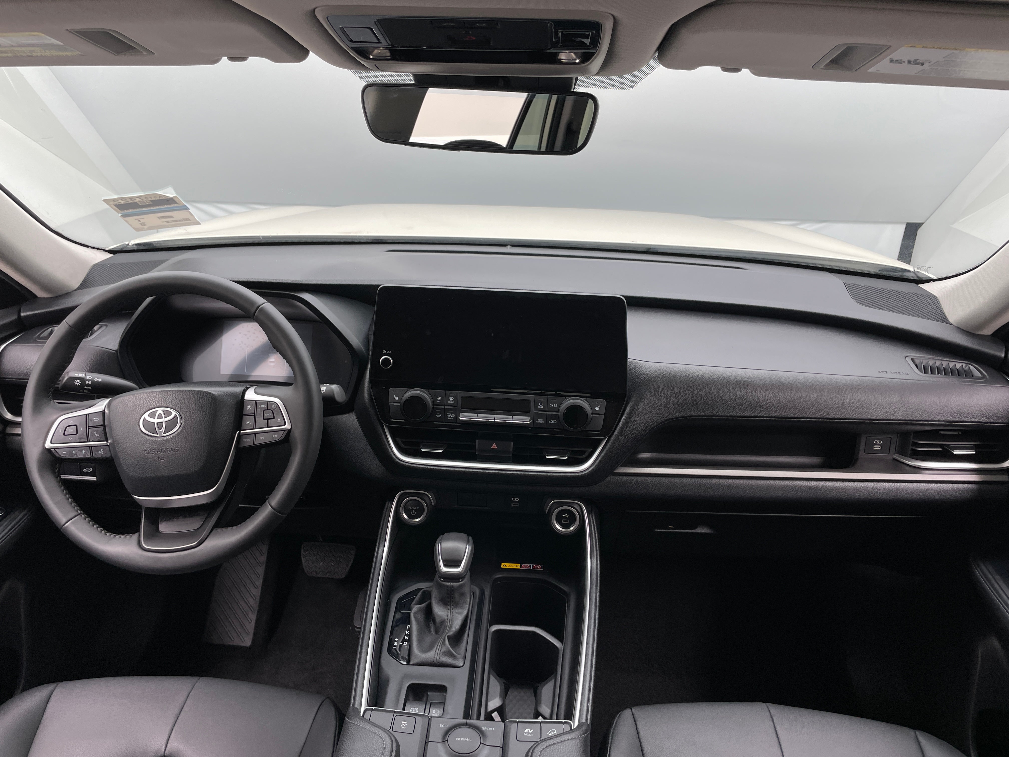 2024 Toyota Grand Highlander XLE 3