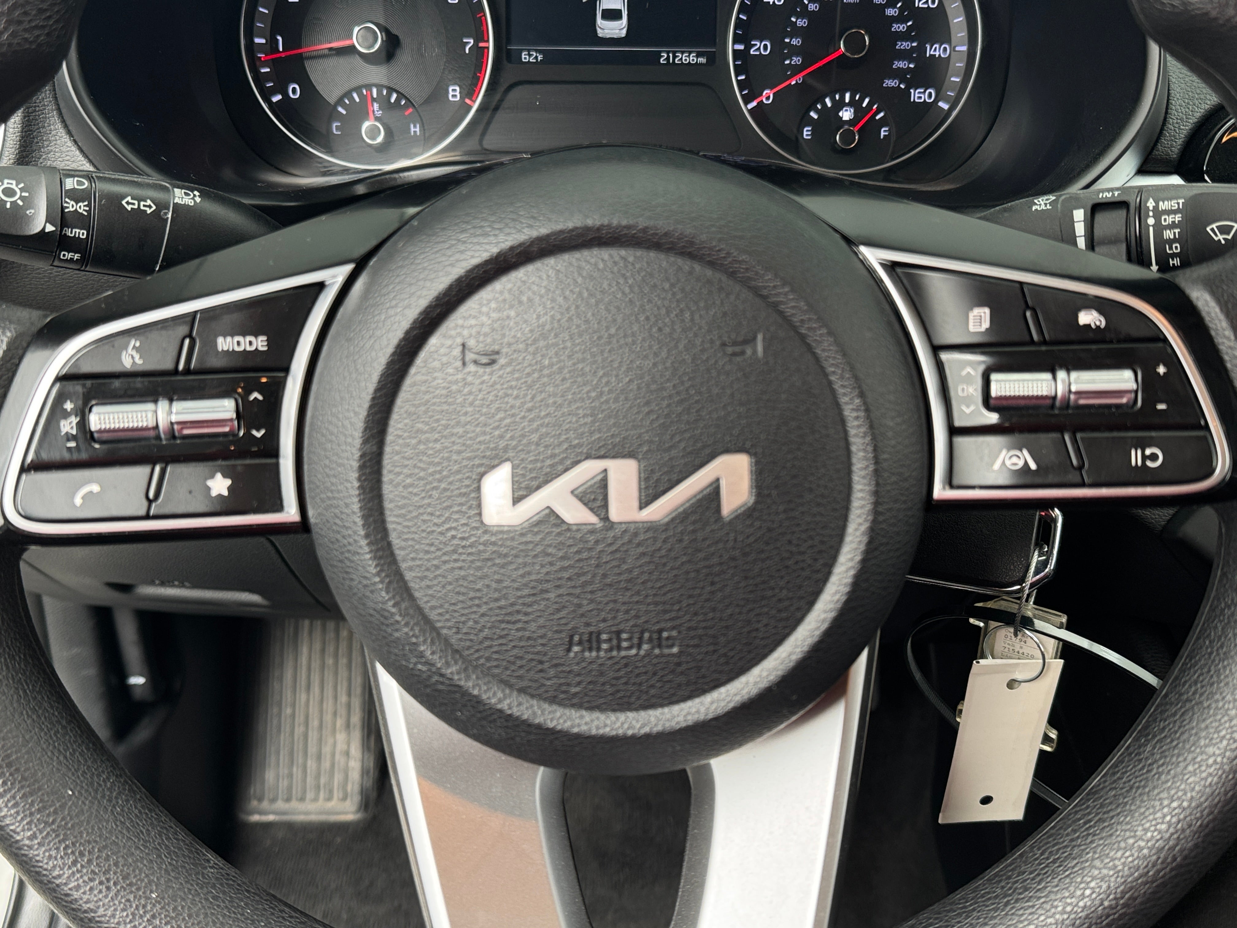 2024 Kia Forte LXS 5