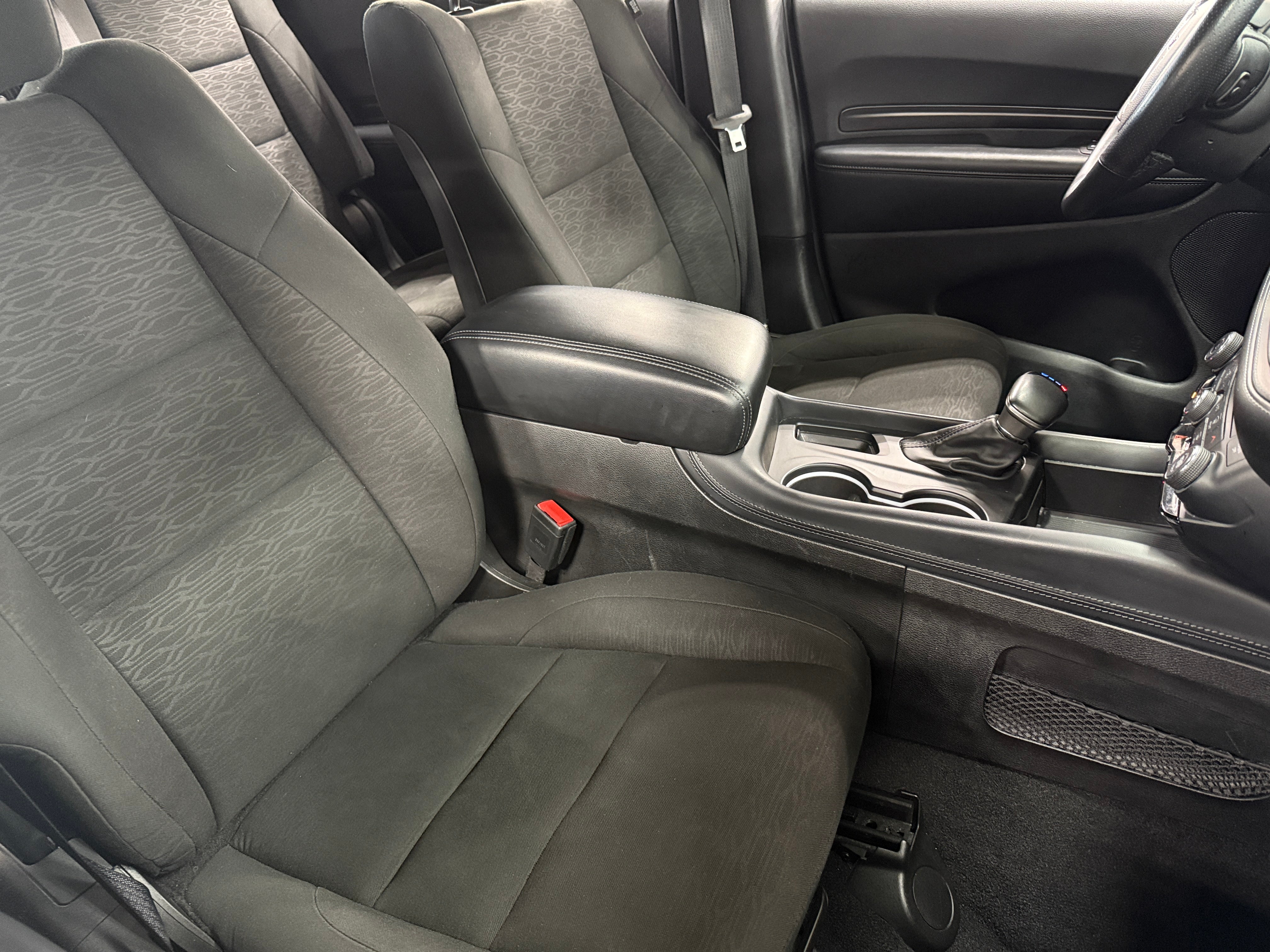 2023 Dodge Durango SXT 2