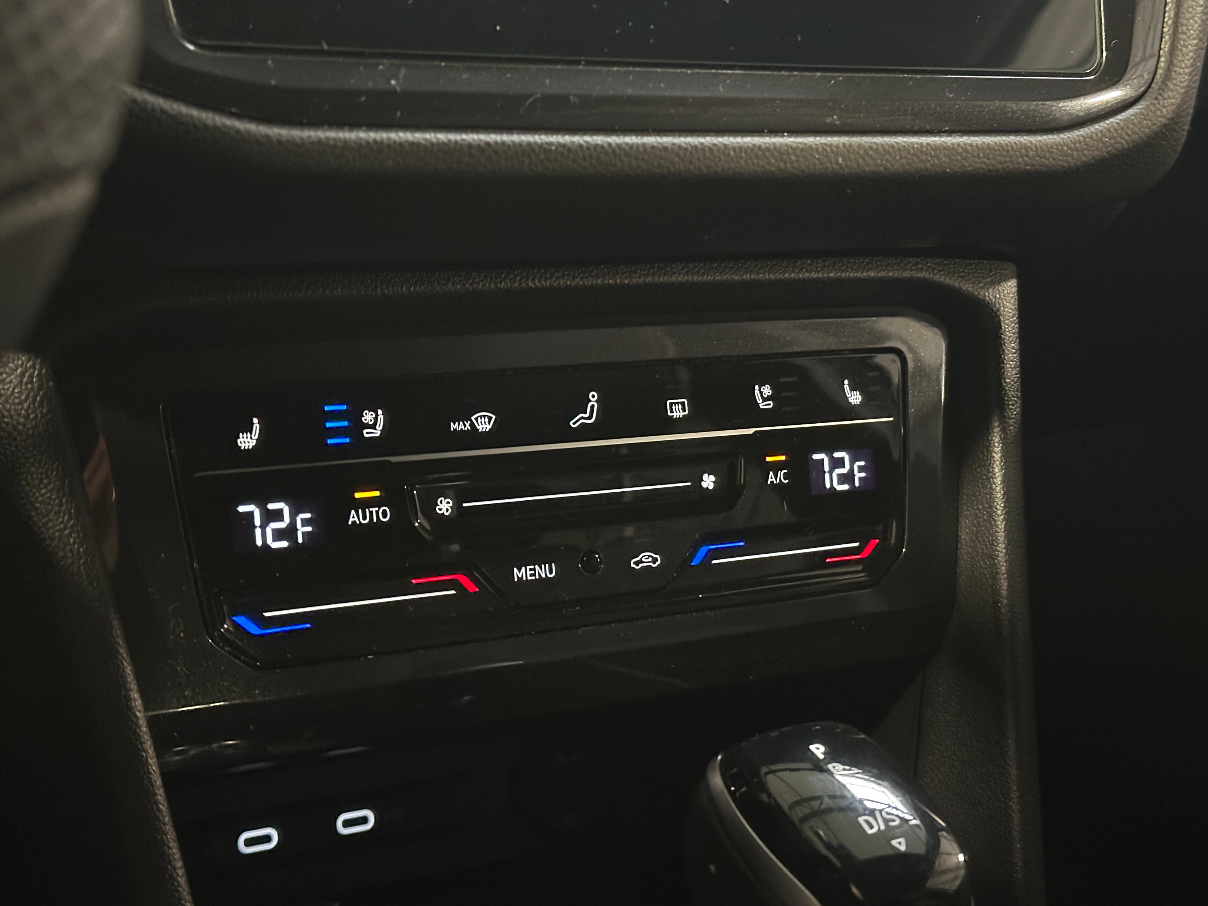 2022 Volkswagen Tiguan SE R-Line 3