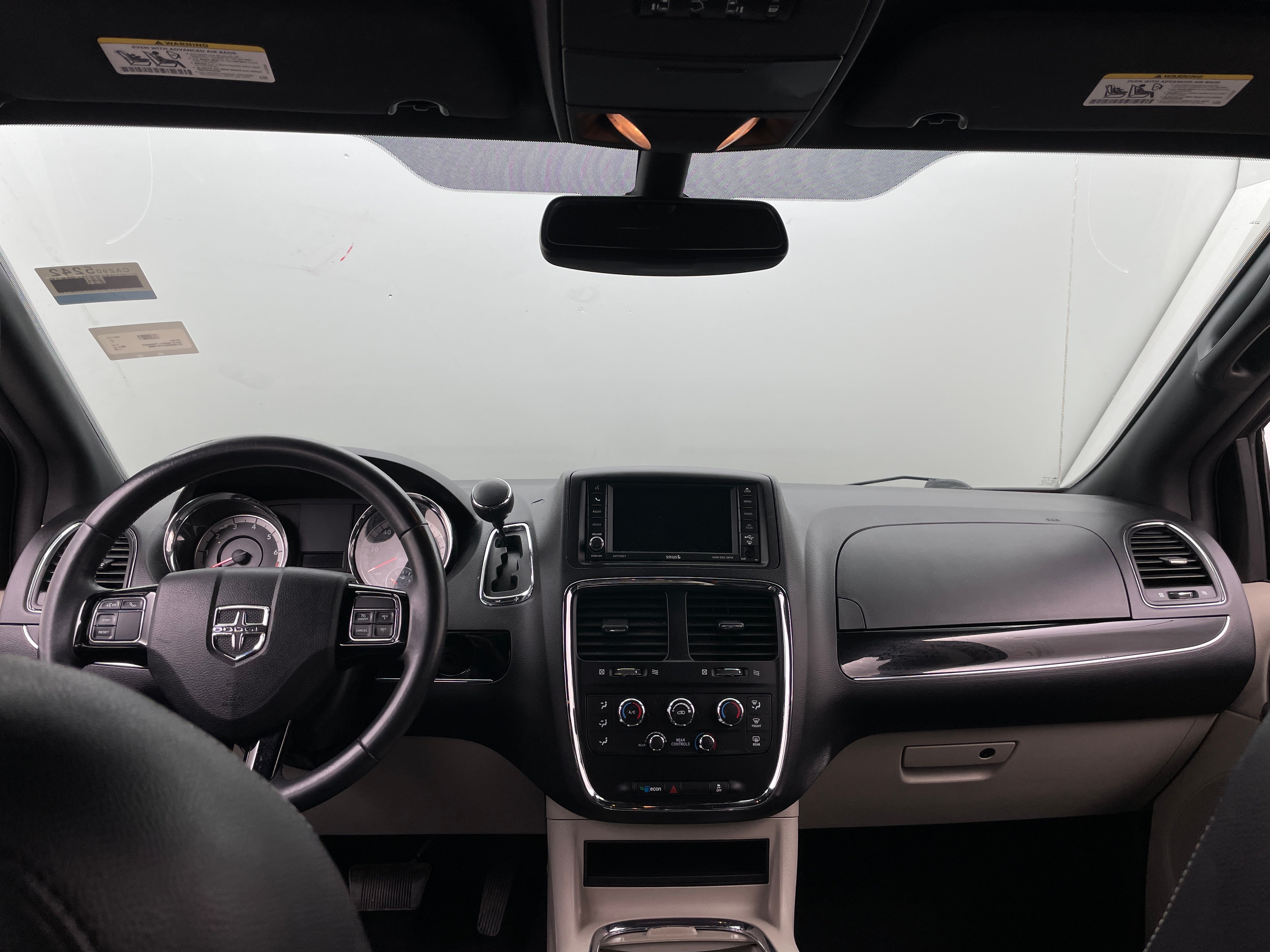 2019 Dodge Grand Caravan SXT 2