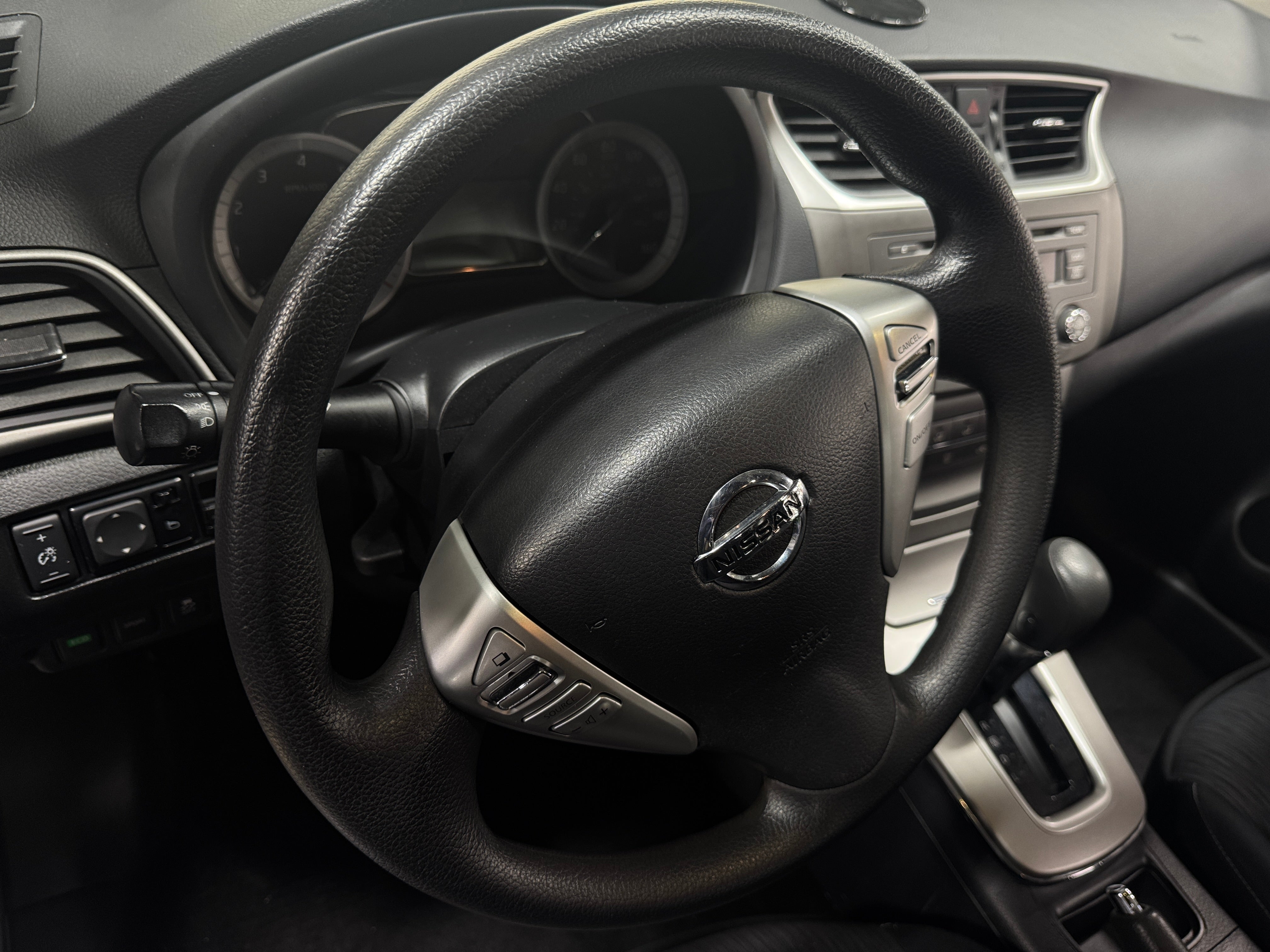 2014 Nissan Sentra SV 5