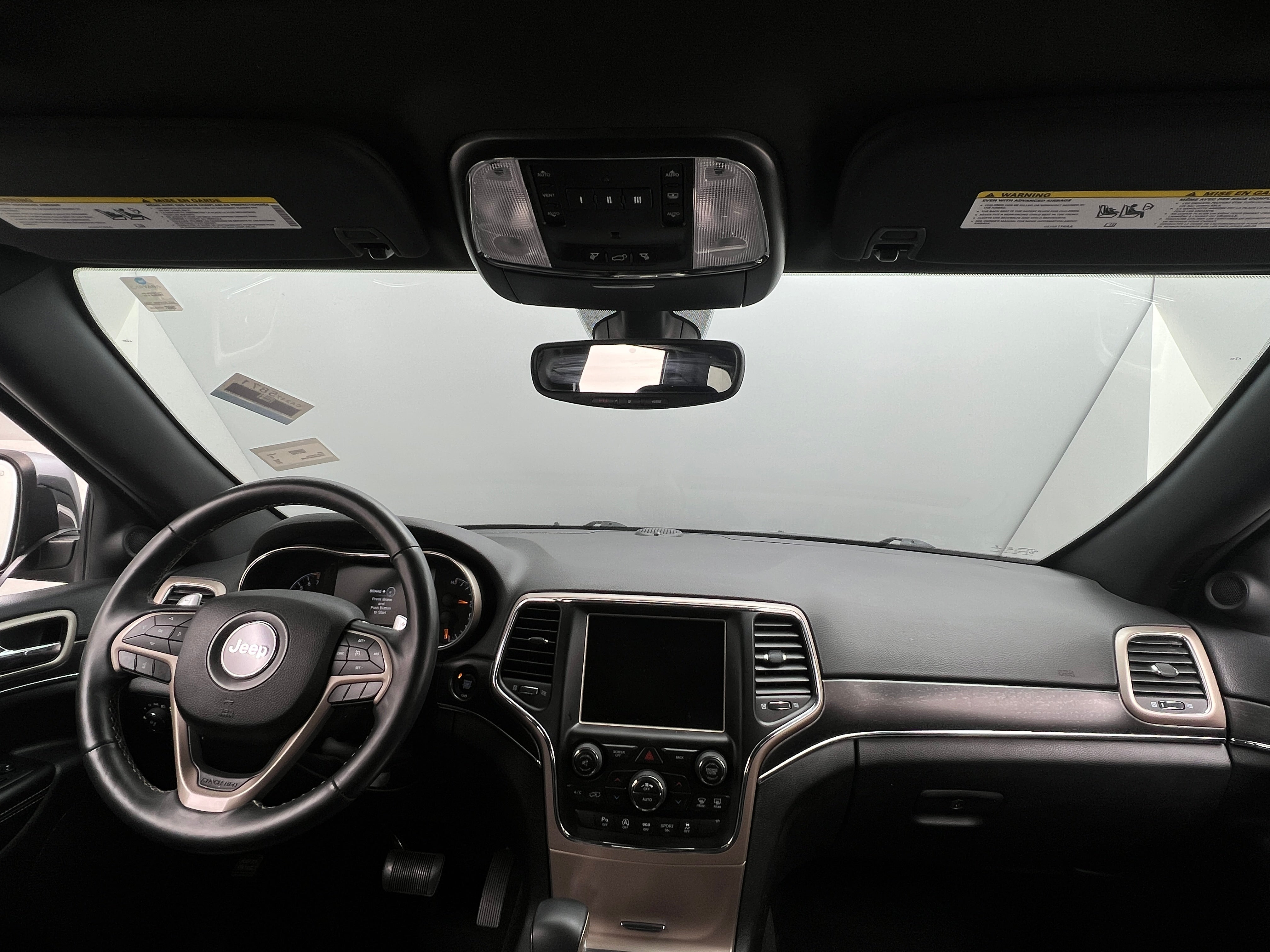 2017 Jeep Grand Cherokee Limited Edition 2