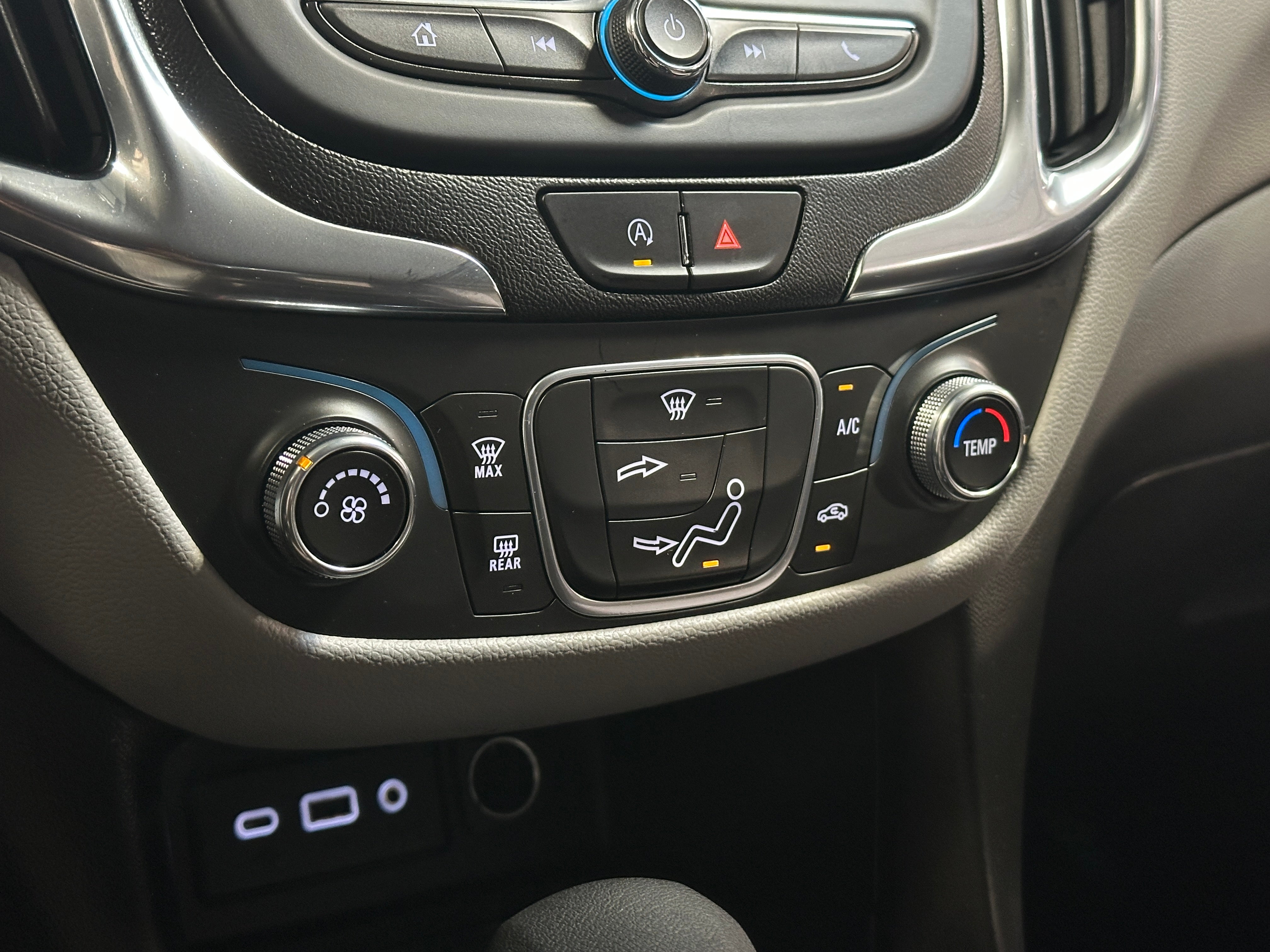 2022 Chevrolet Equinox LT 4