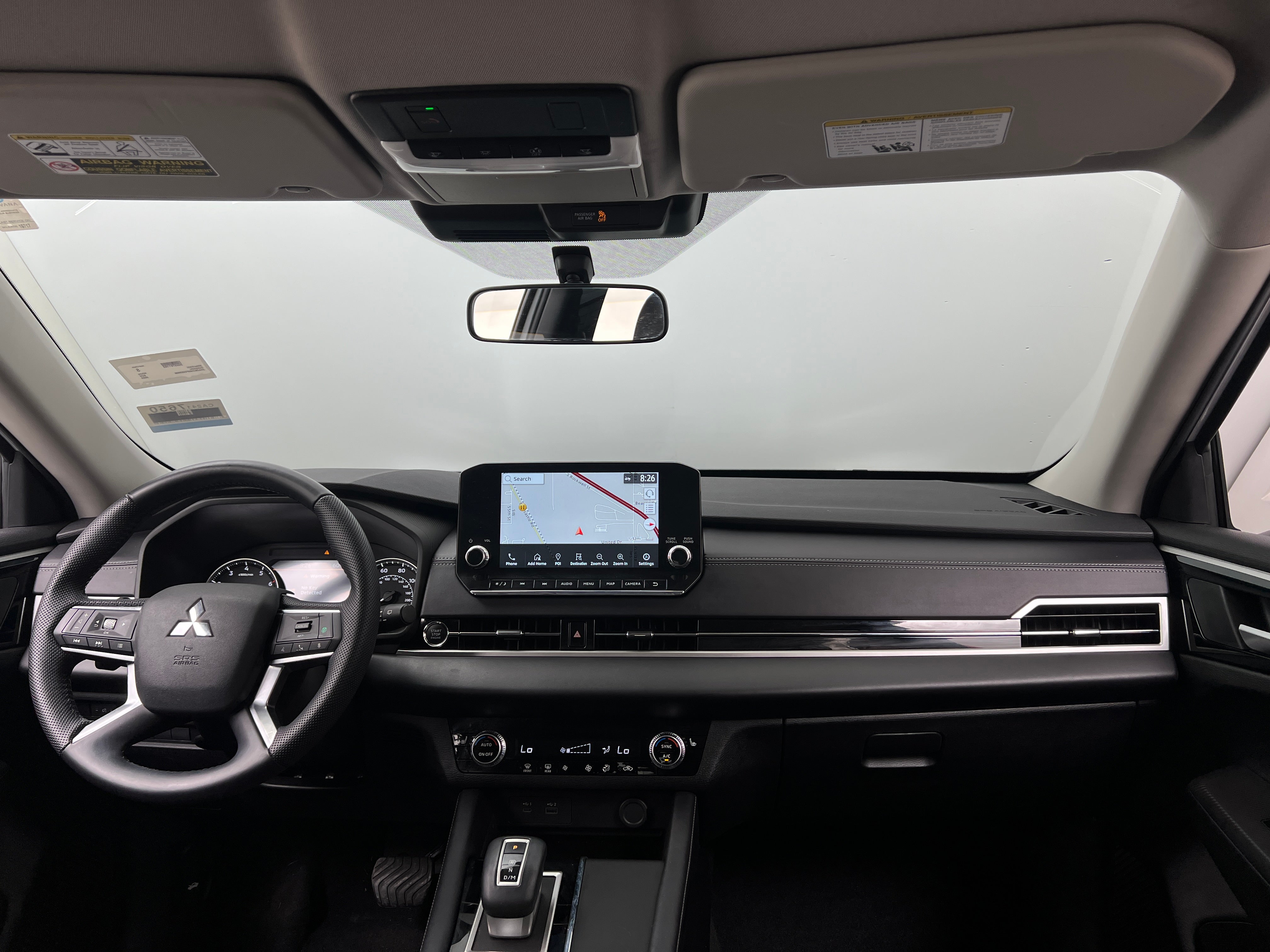 2023 Mitsubishi Outlander SE 2