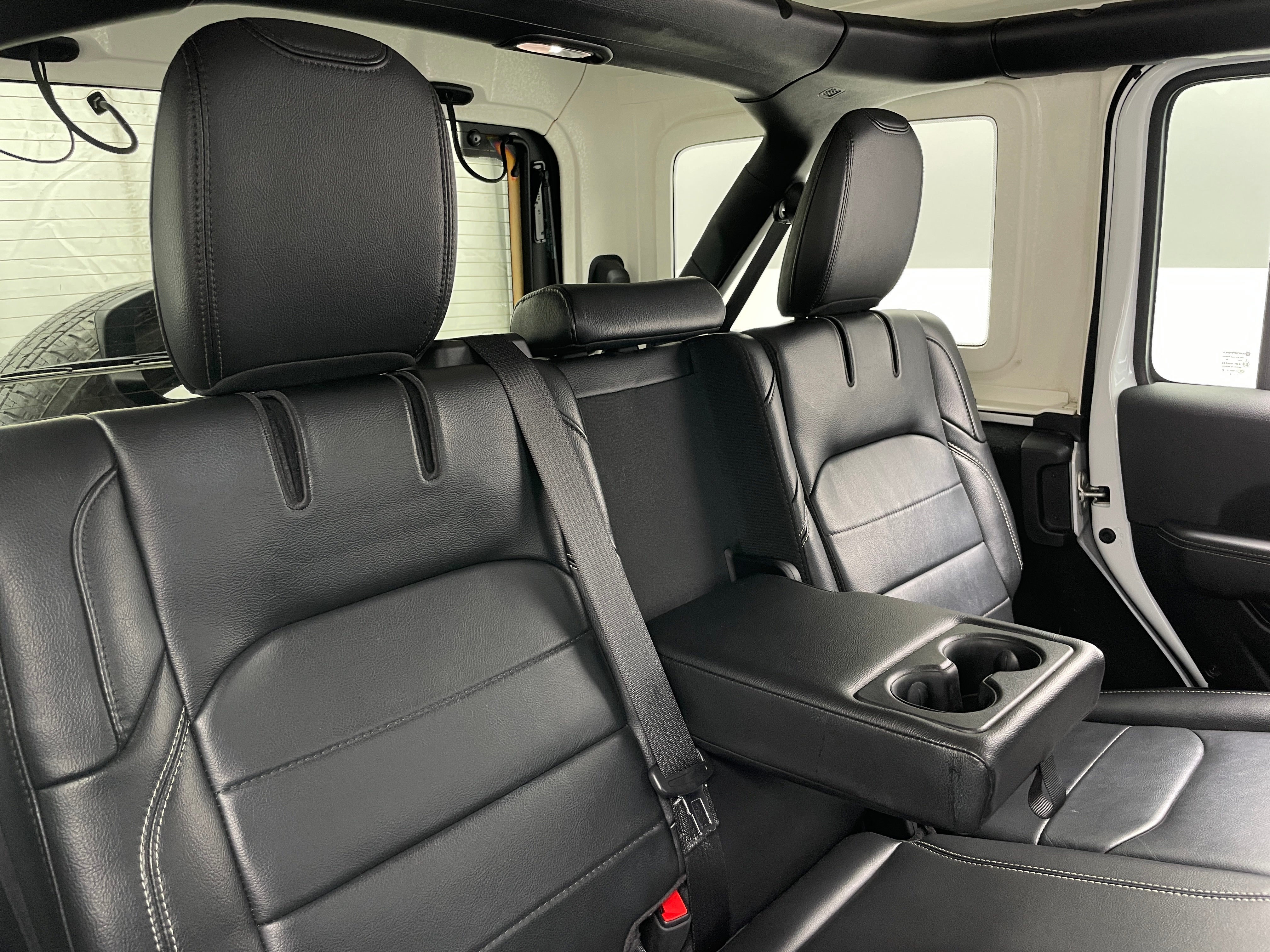 2023 Jeep Wrangler Sahara 4xe 5