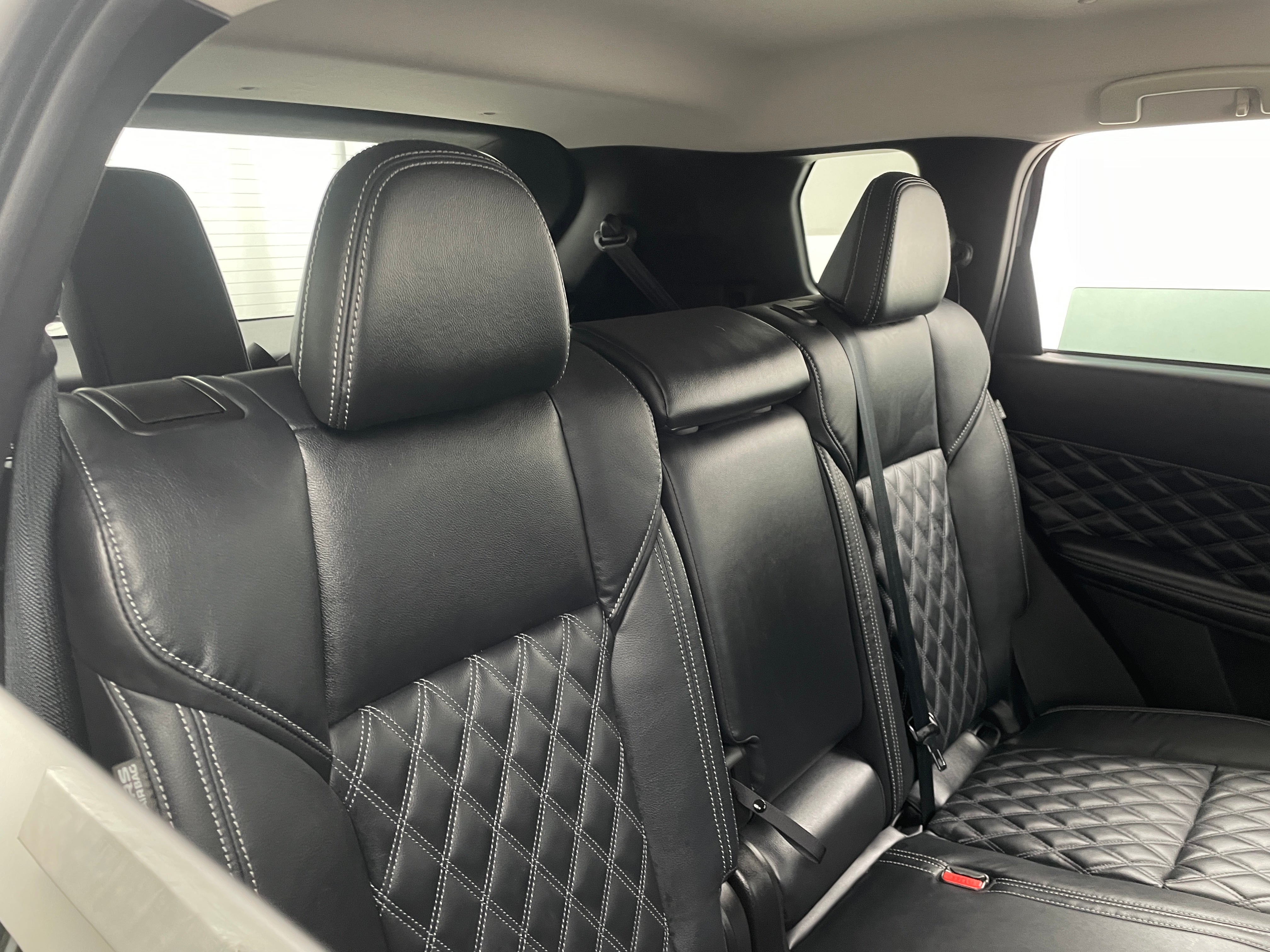 2022 Mitsubishi Outlander SEL 5