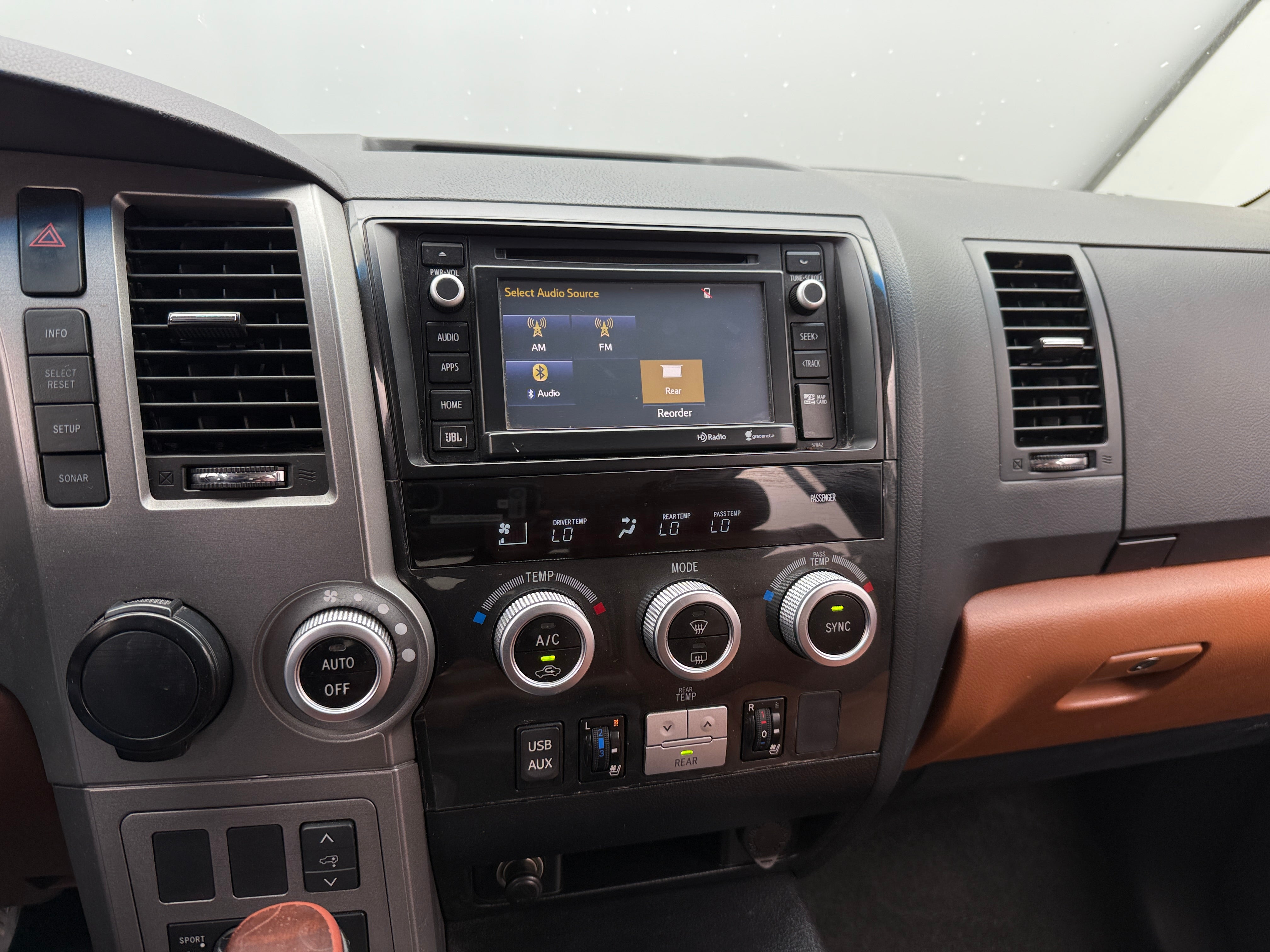 2014 Toyota Sequoia Platinum 3
