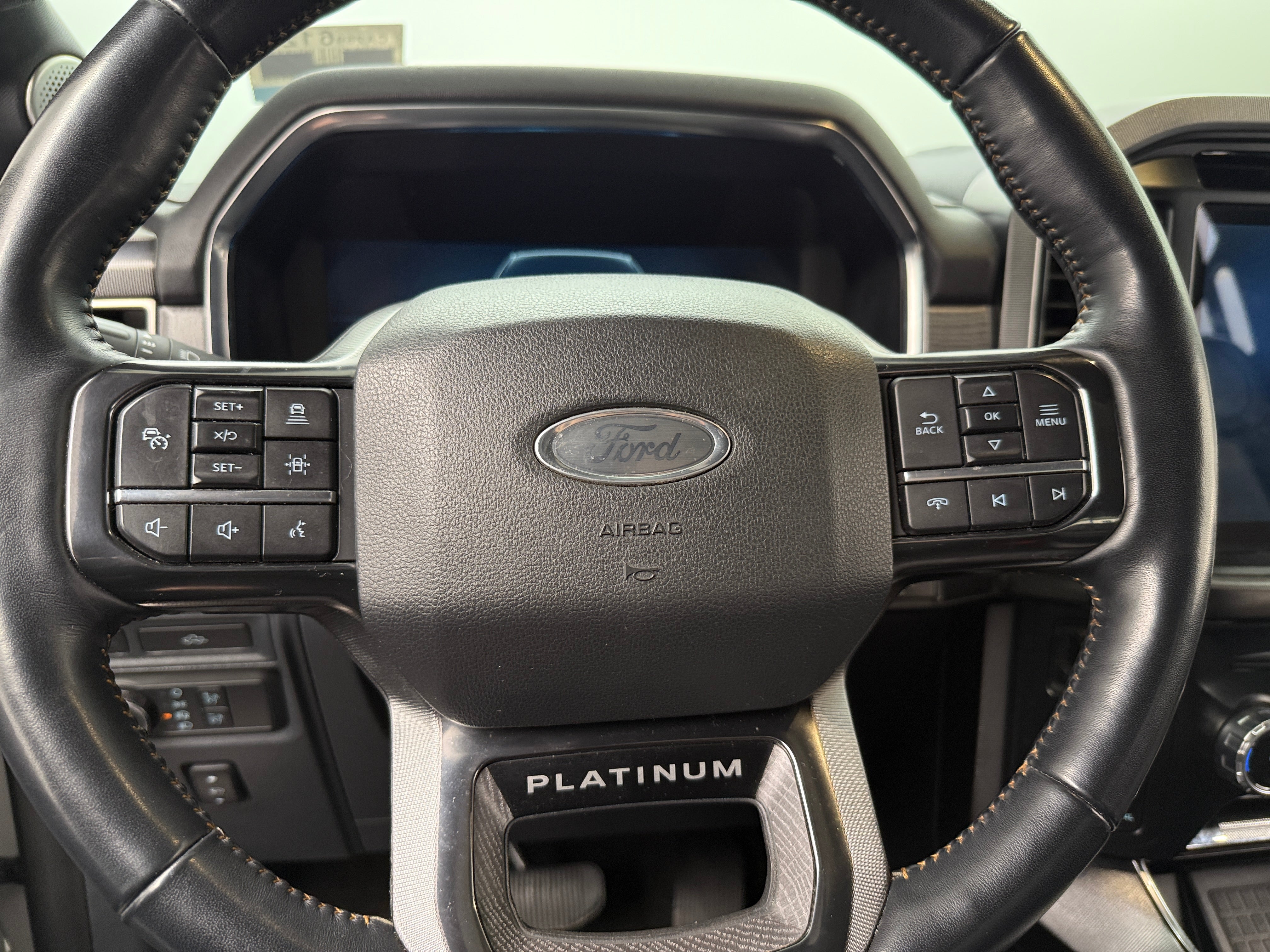 2022 Ford Econoline E-150 4