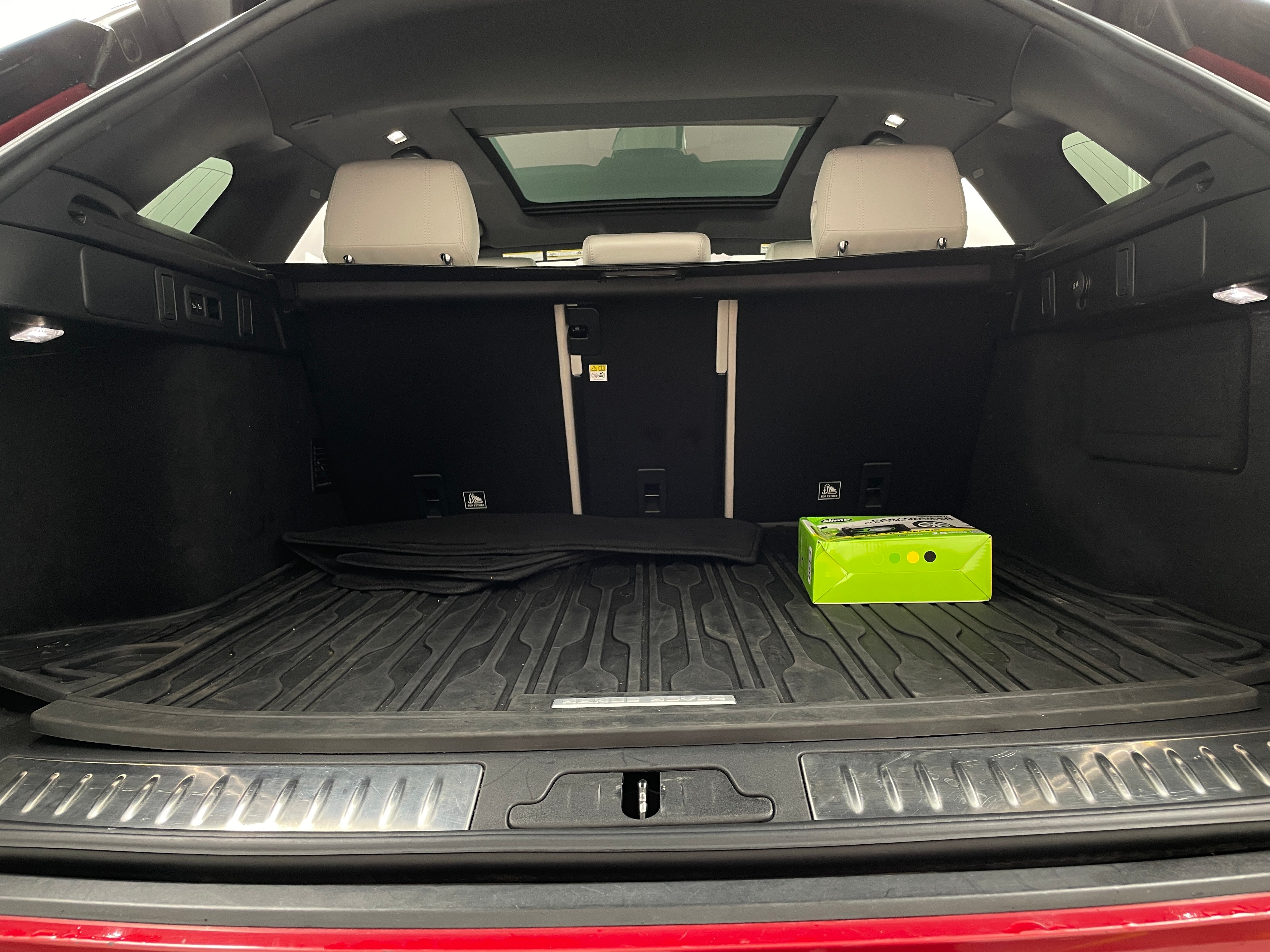 2018 Land Rover Range Rover Velar R-Dynamic HSE 6