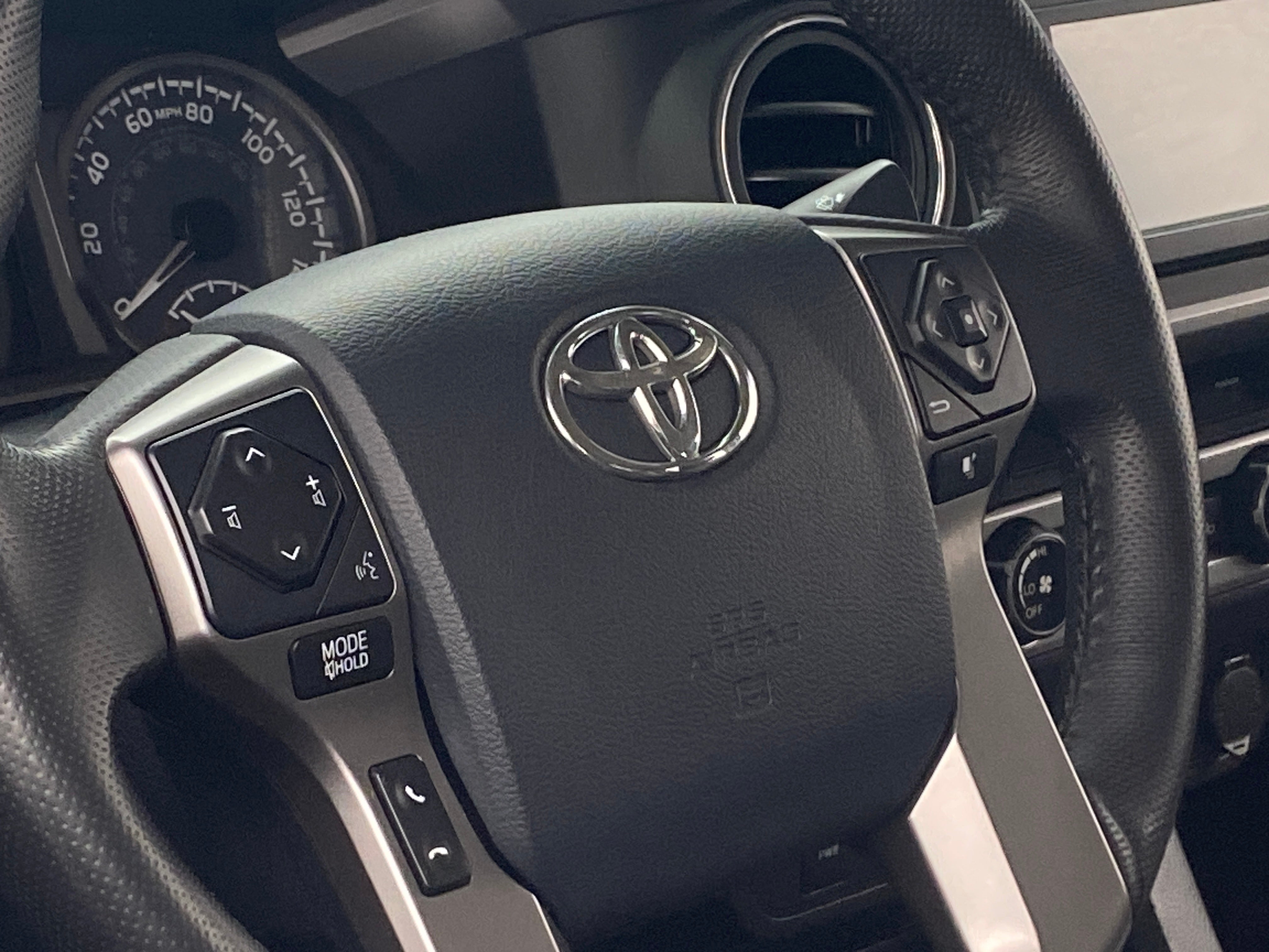 2017 Toyota Tacoma SR5 5