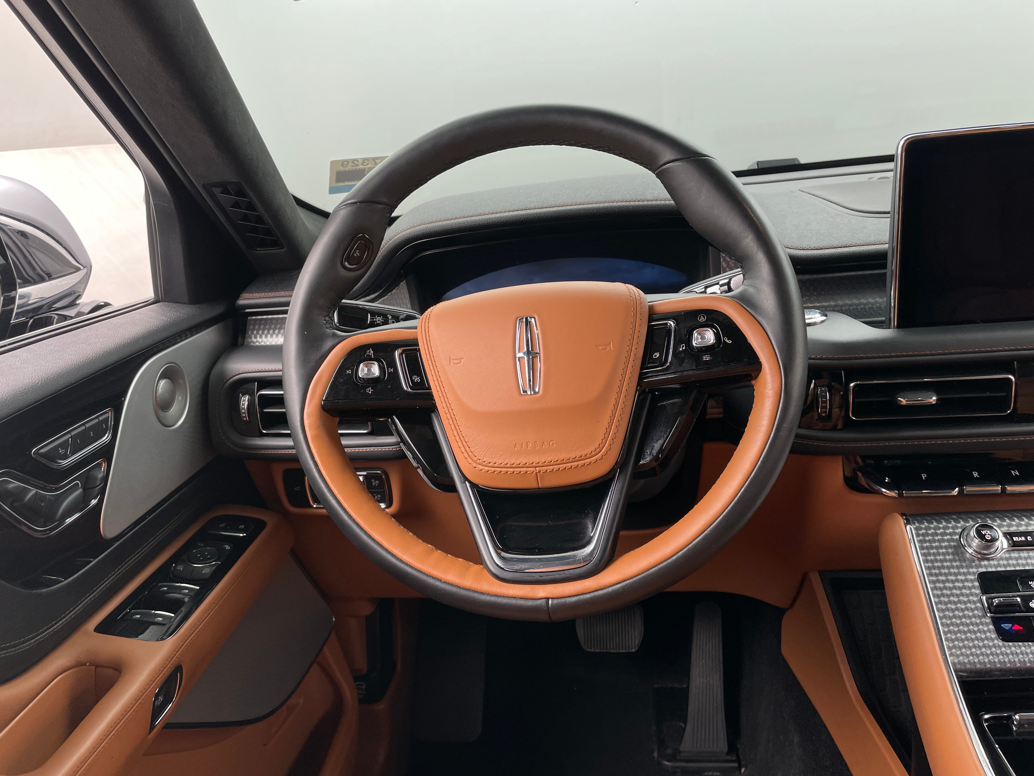 2020 Lincoln Aviator Black Label 4
