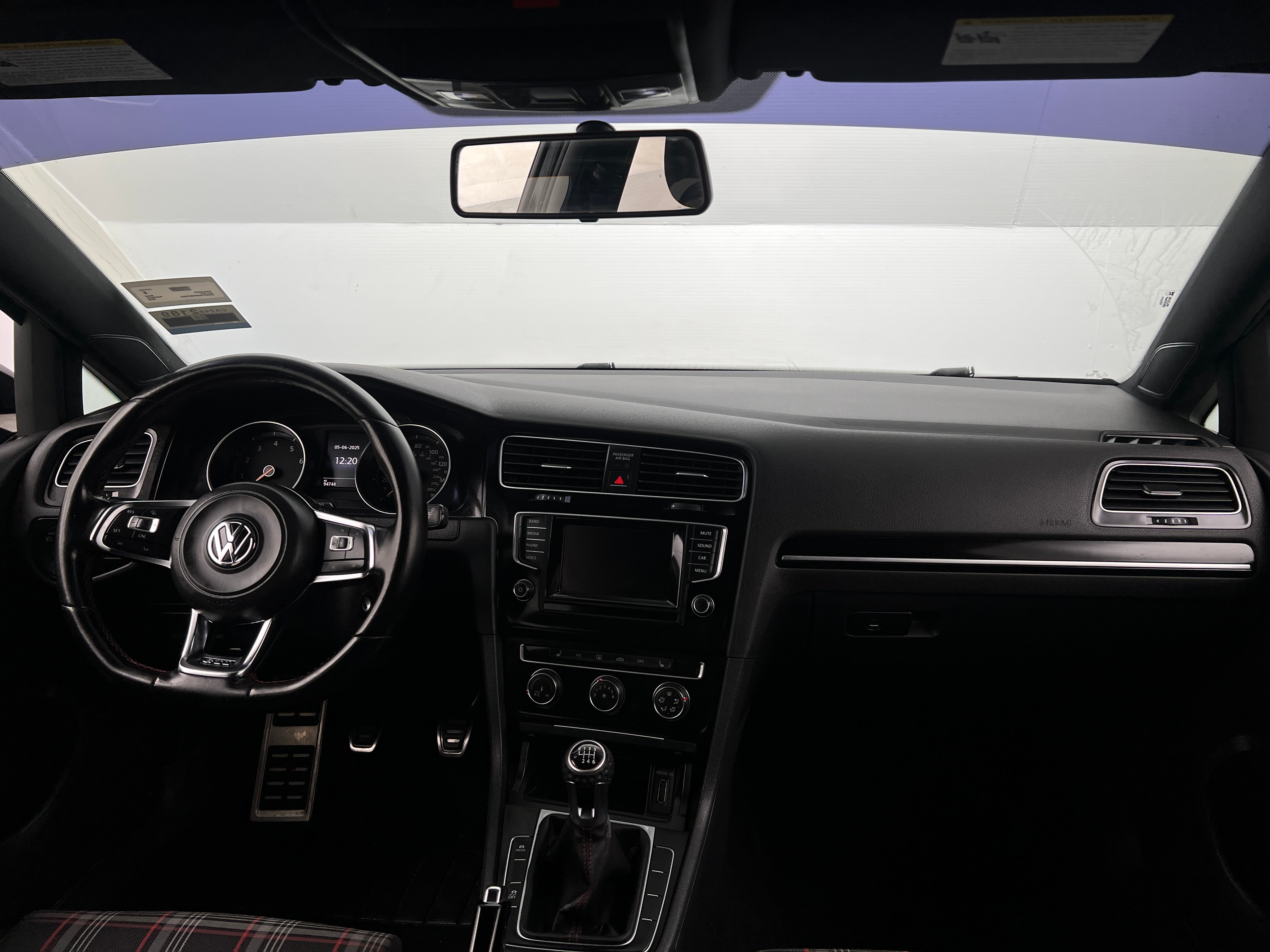 2015 Volkswagen Golf GTI S 3