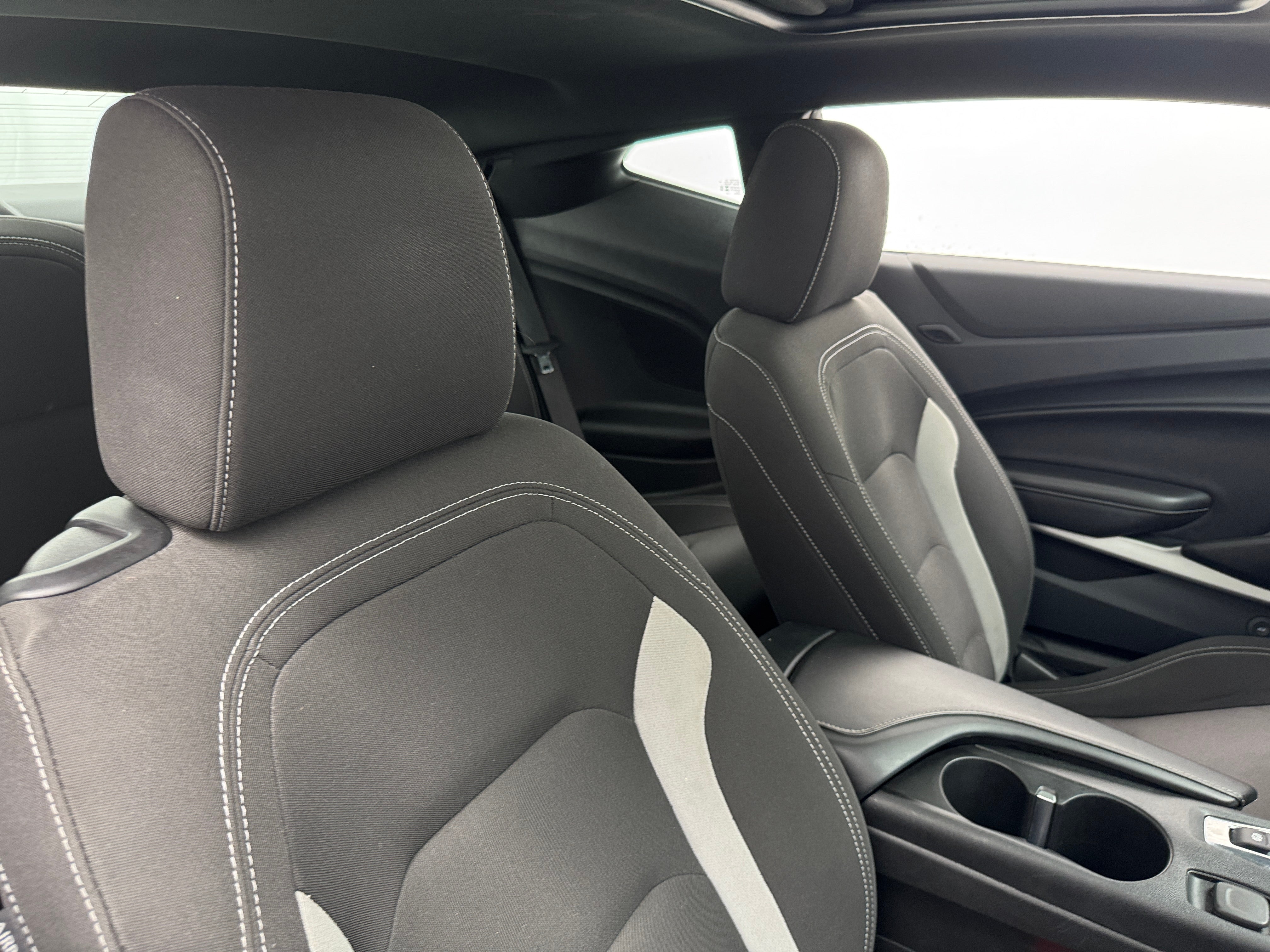 2023 Chevrolet Camaro LT 2