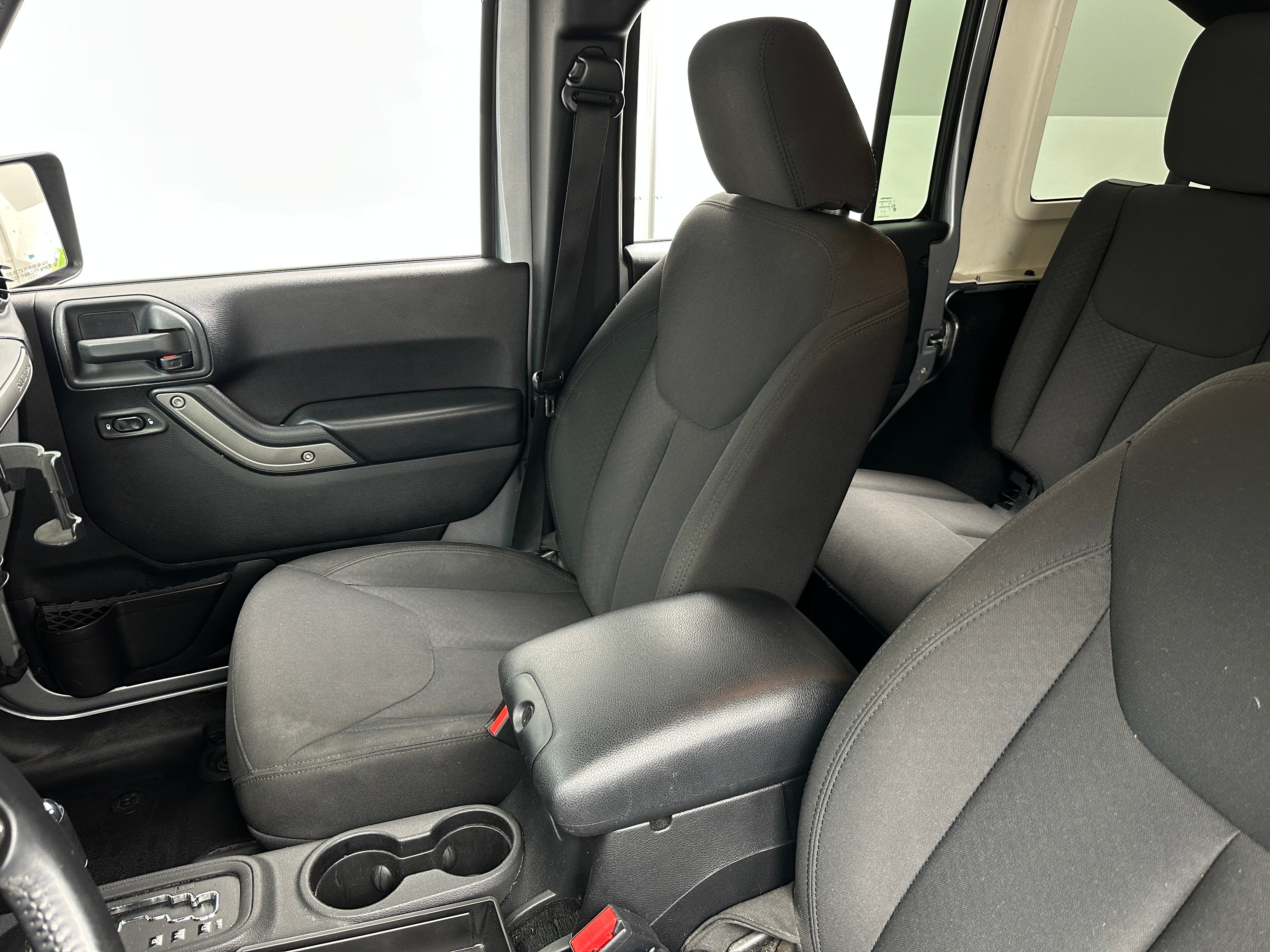 2016 Jeep Wrangler Unlimited Sport S 2