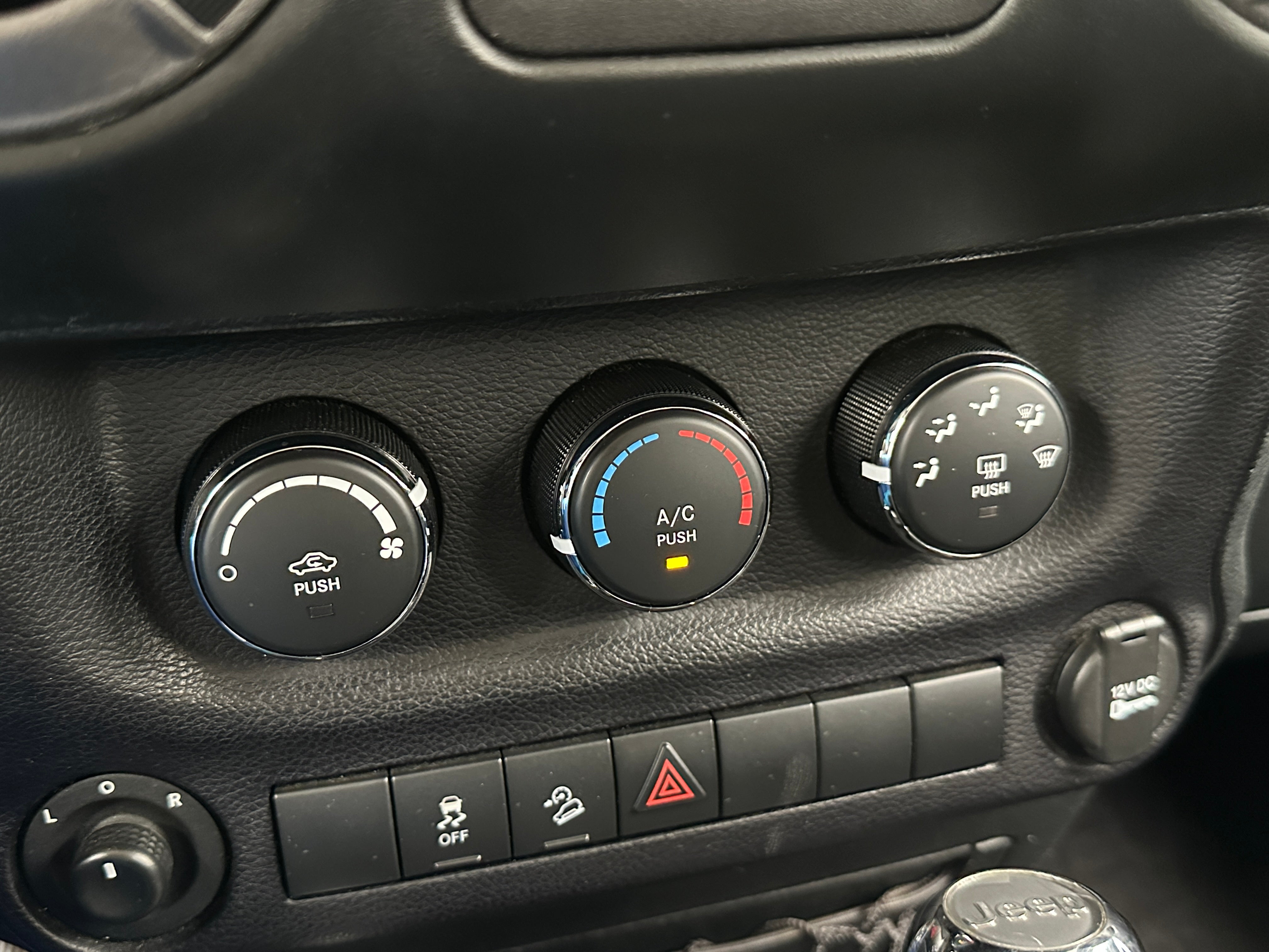 2016 Jeep Wrangler Unlimited Sport S 4