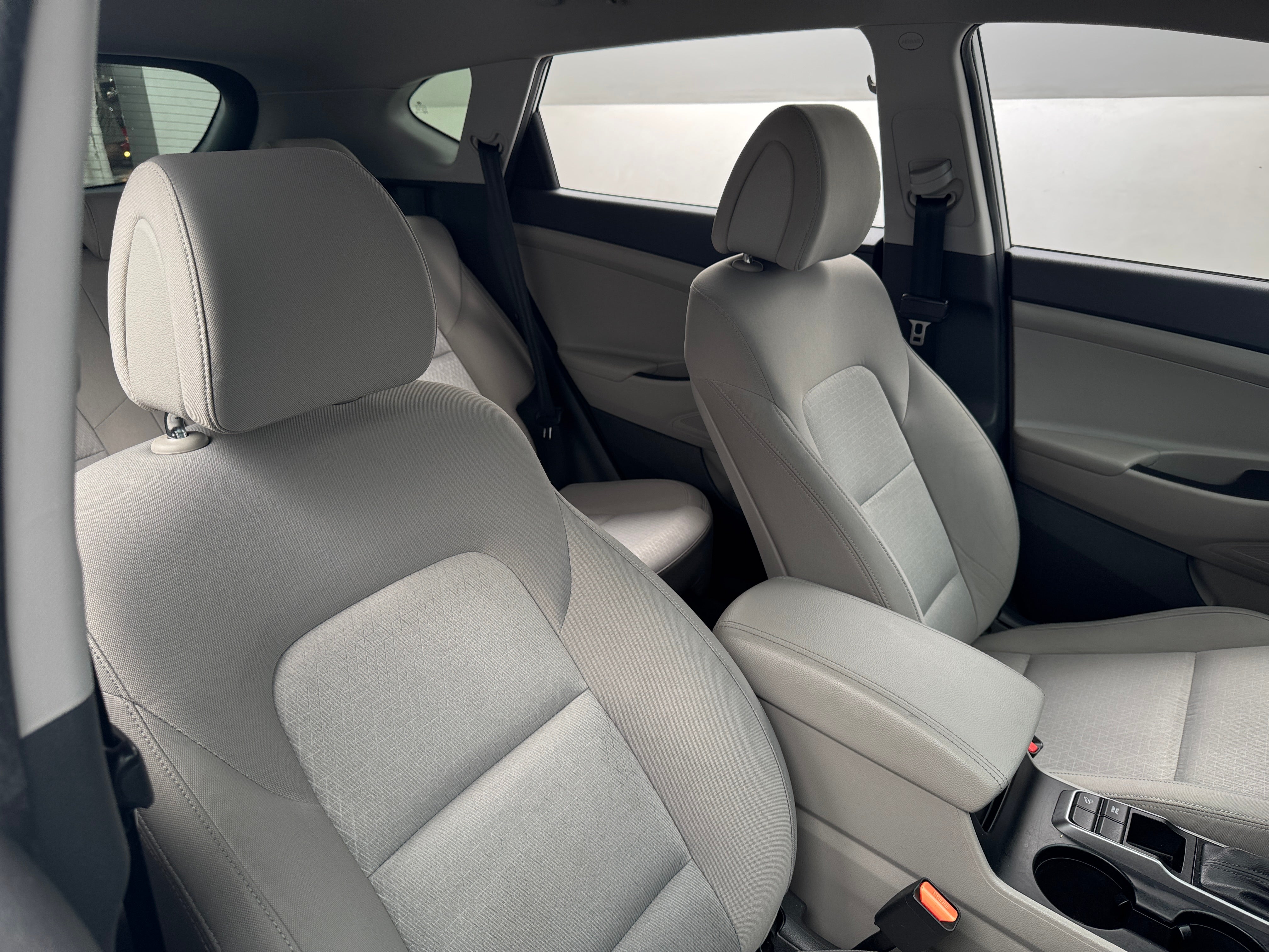 2016 Hyundai Tucson Sport 2