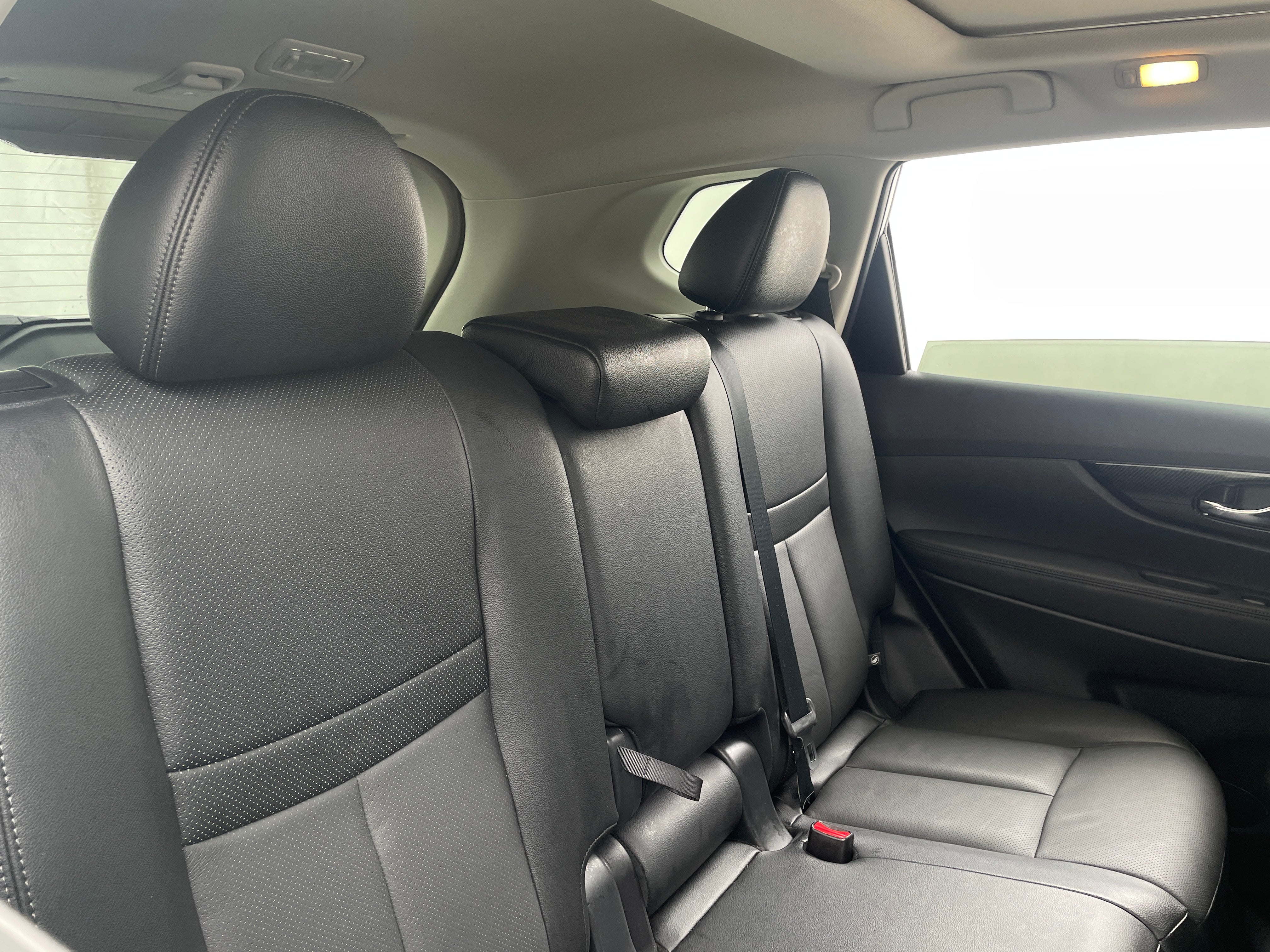 2017 Nissan Rogue SL 5
