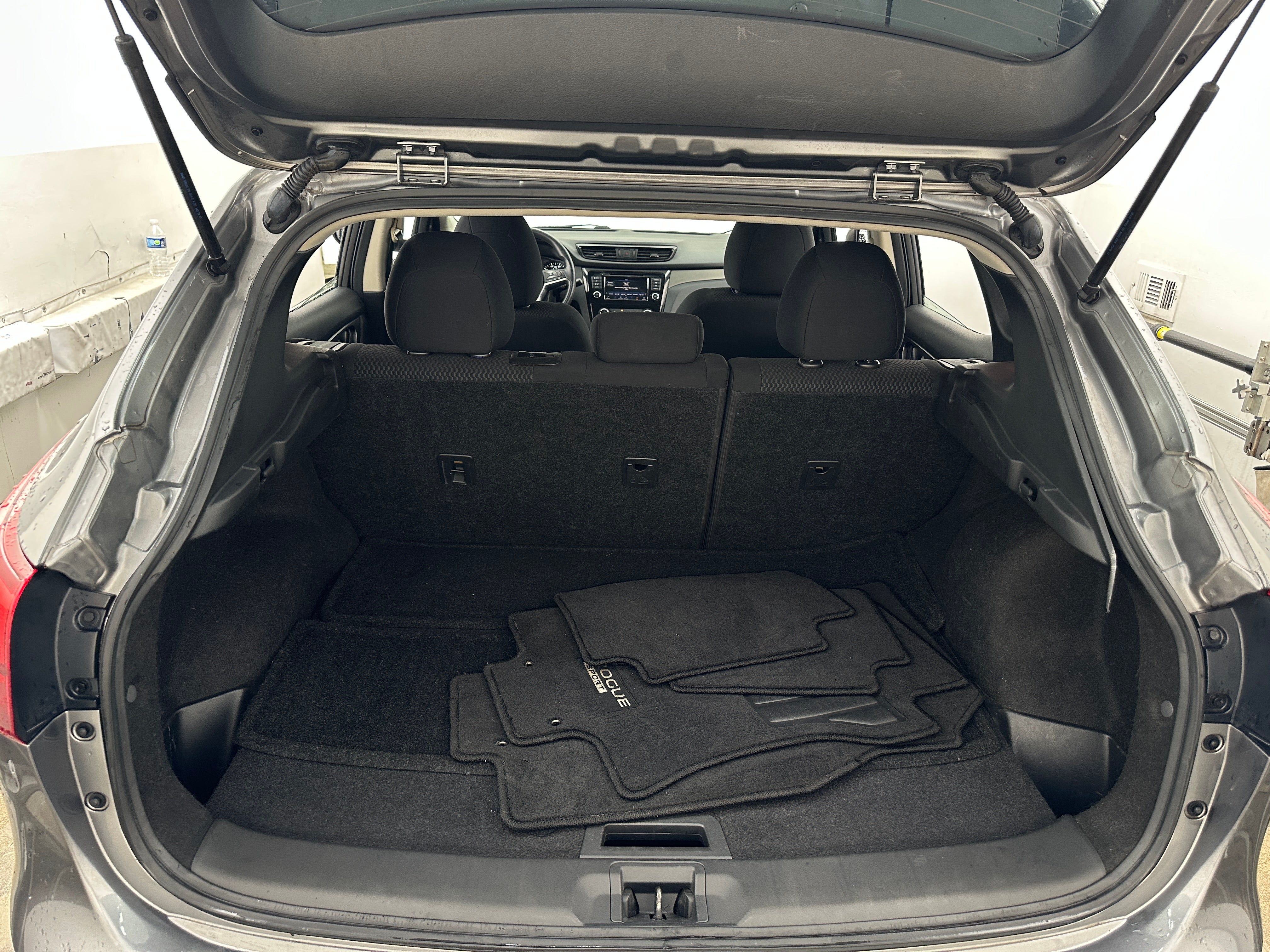 2019 Nissan Rogue Sport S 7