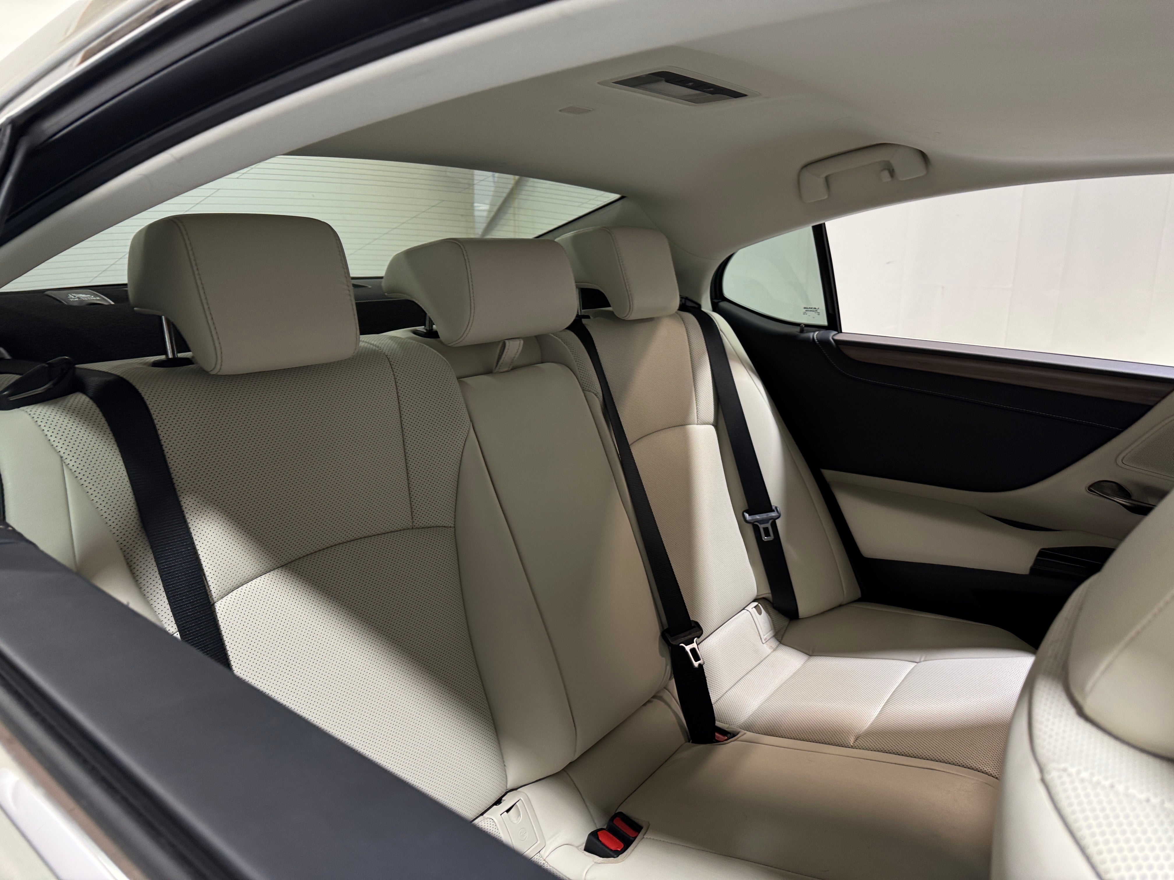 2024 Lexus ES 250 5