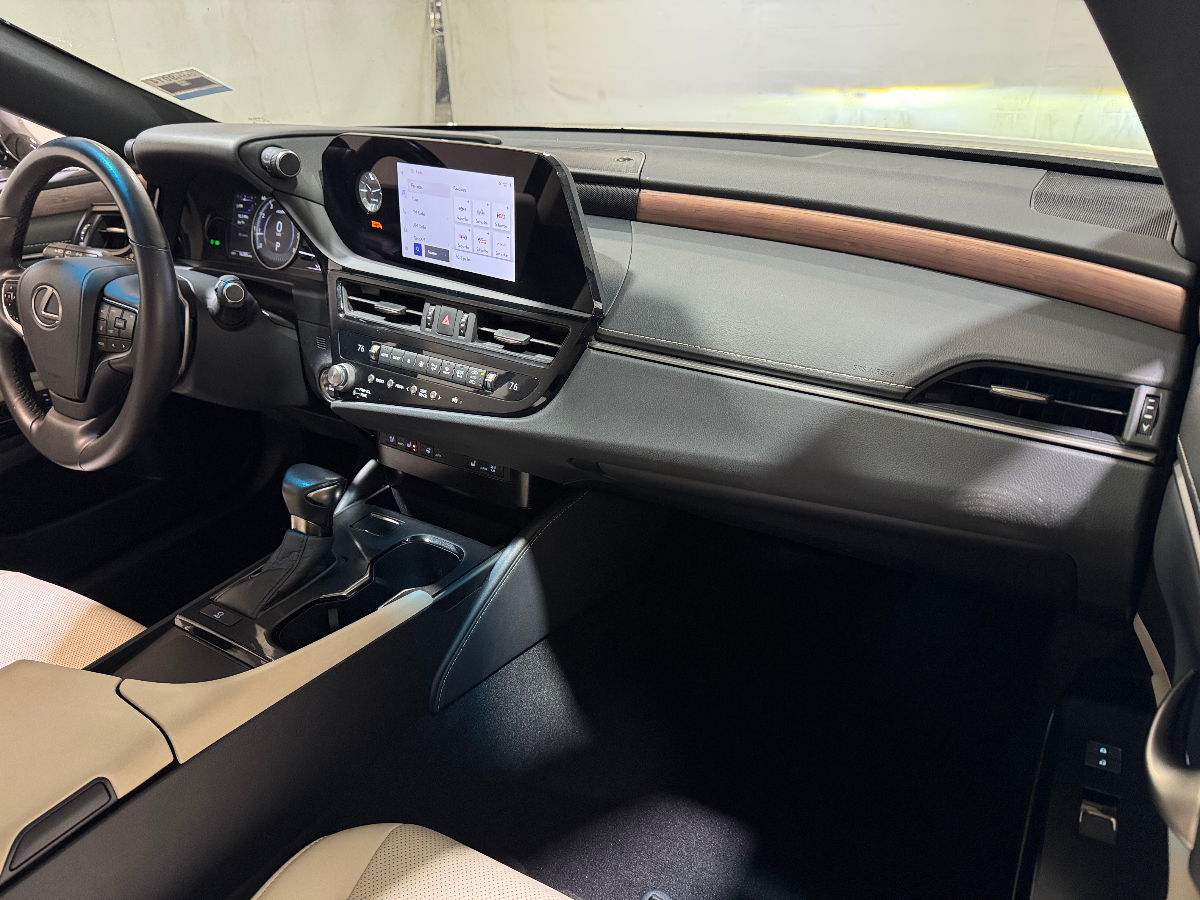 2024 Lexus ES 250 2