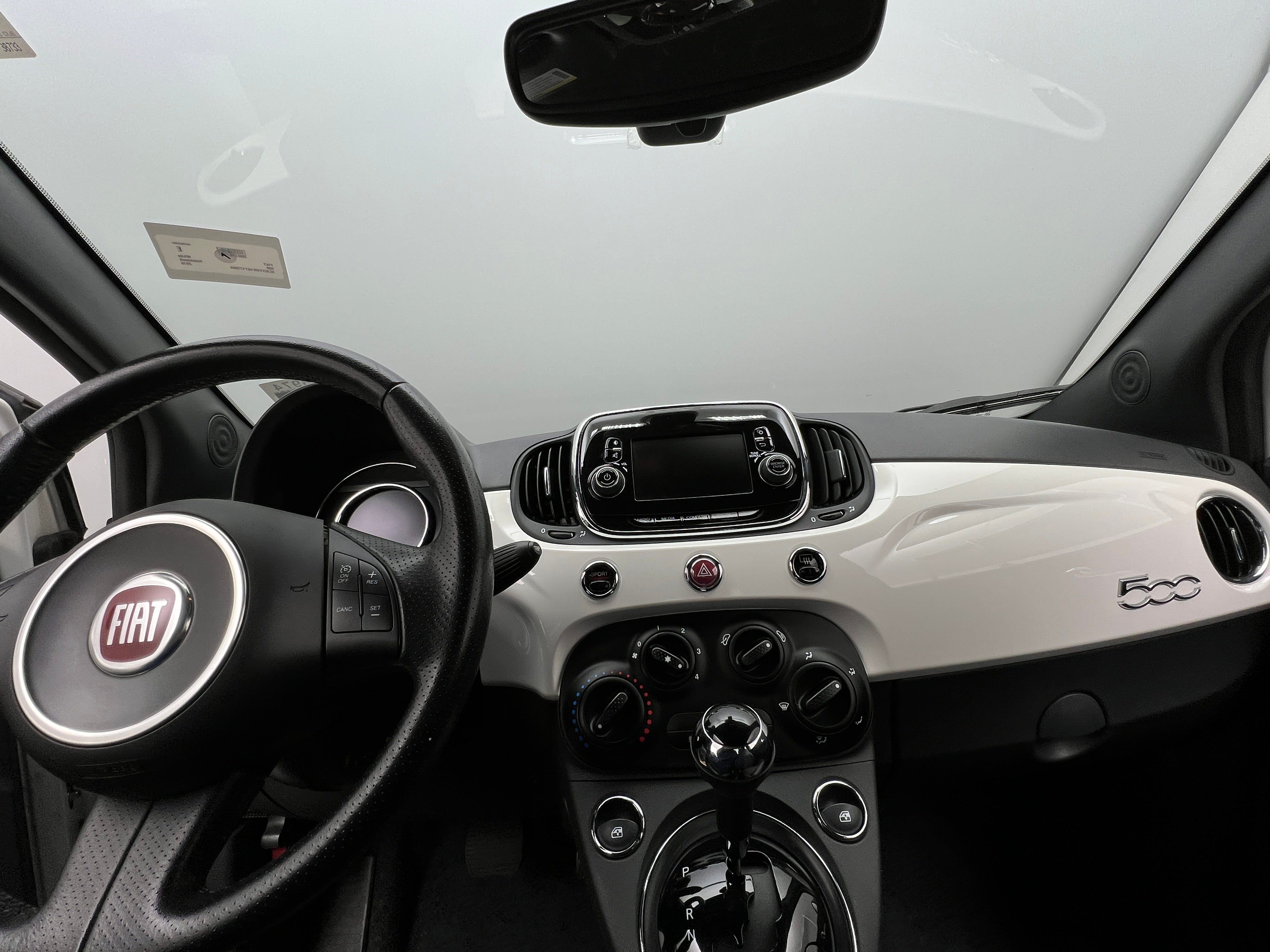 2016 Fiat 500 Sport 3