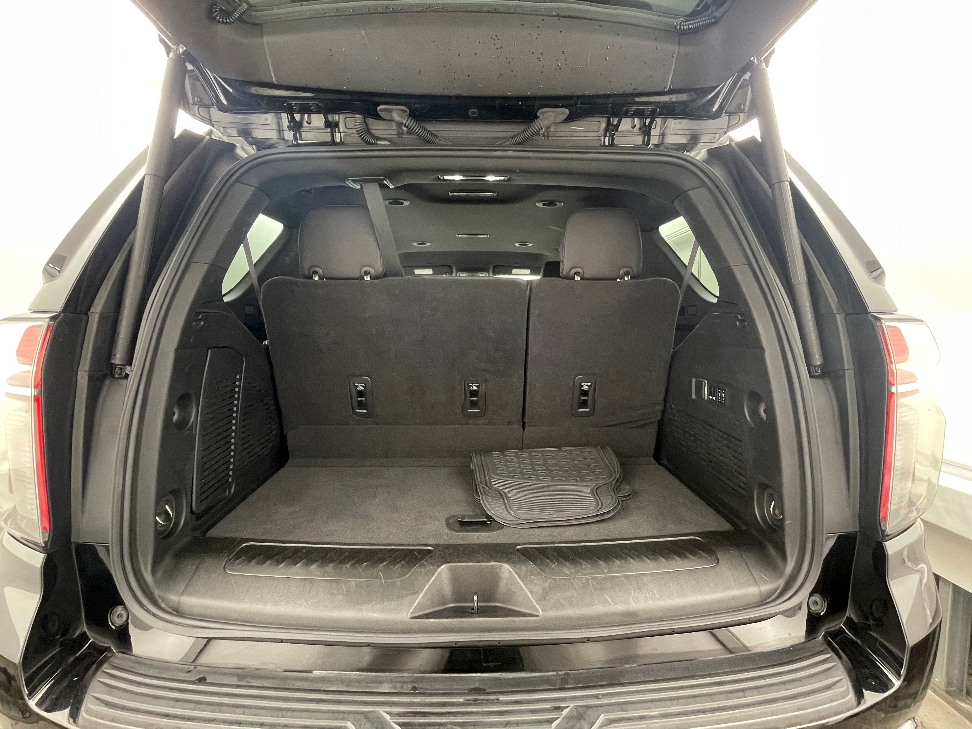 2023 Chevrolet Tahoe LT 6