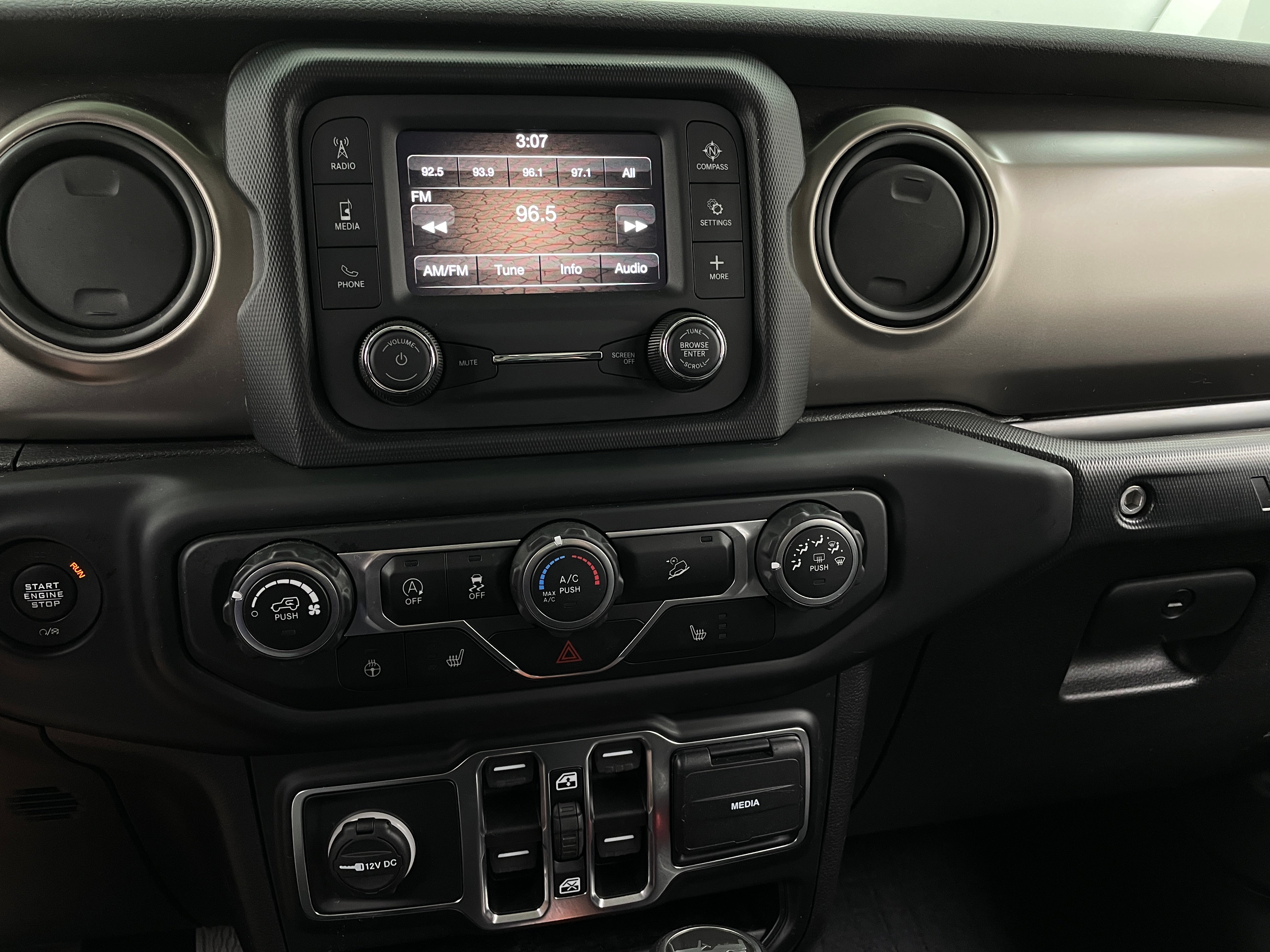 2020 Jeep Wrangler Unlimited Sport S 4