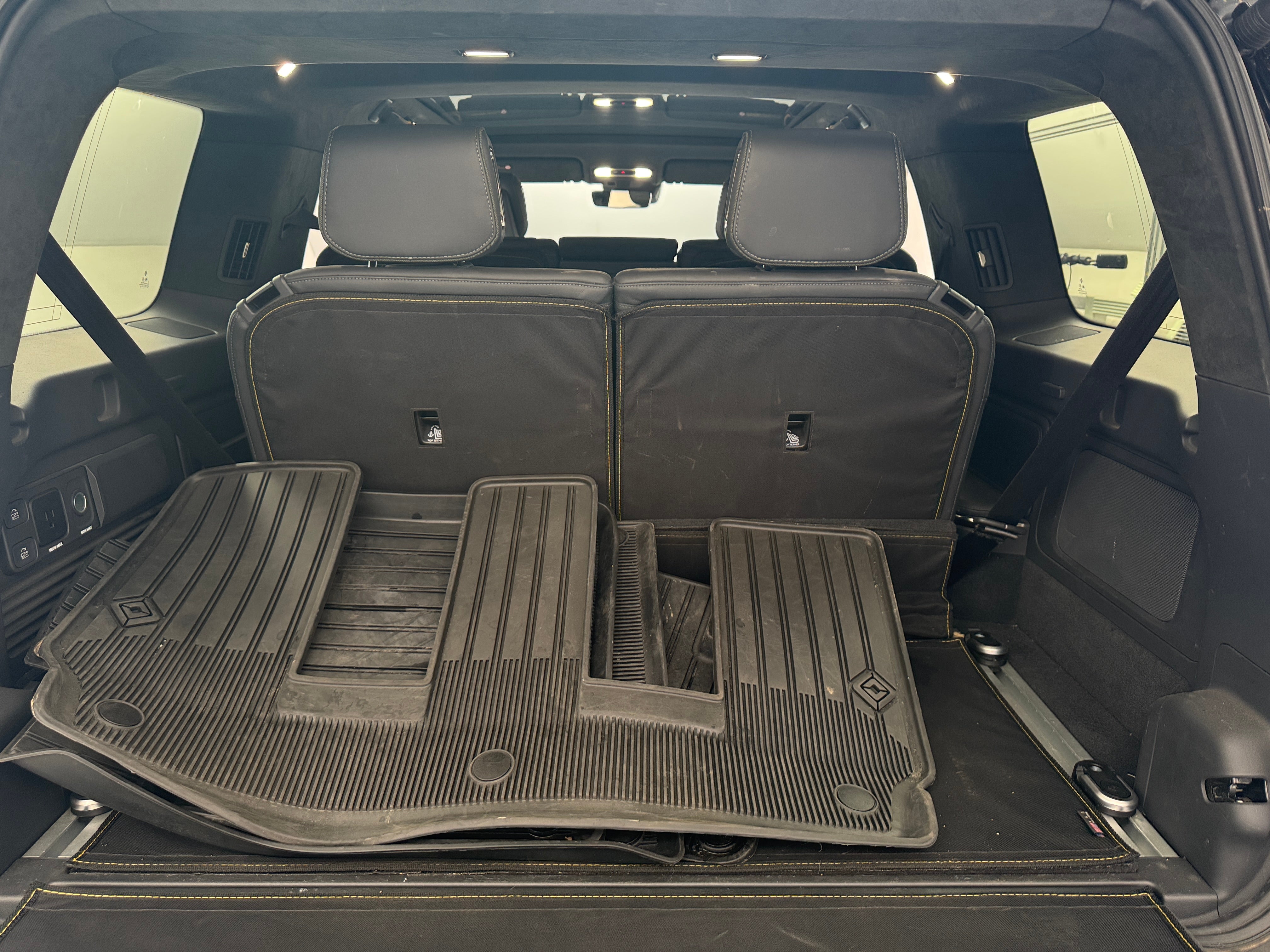2022 Rivian R1S Launch Edition 7