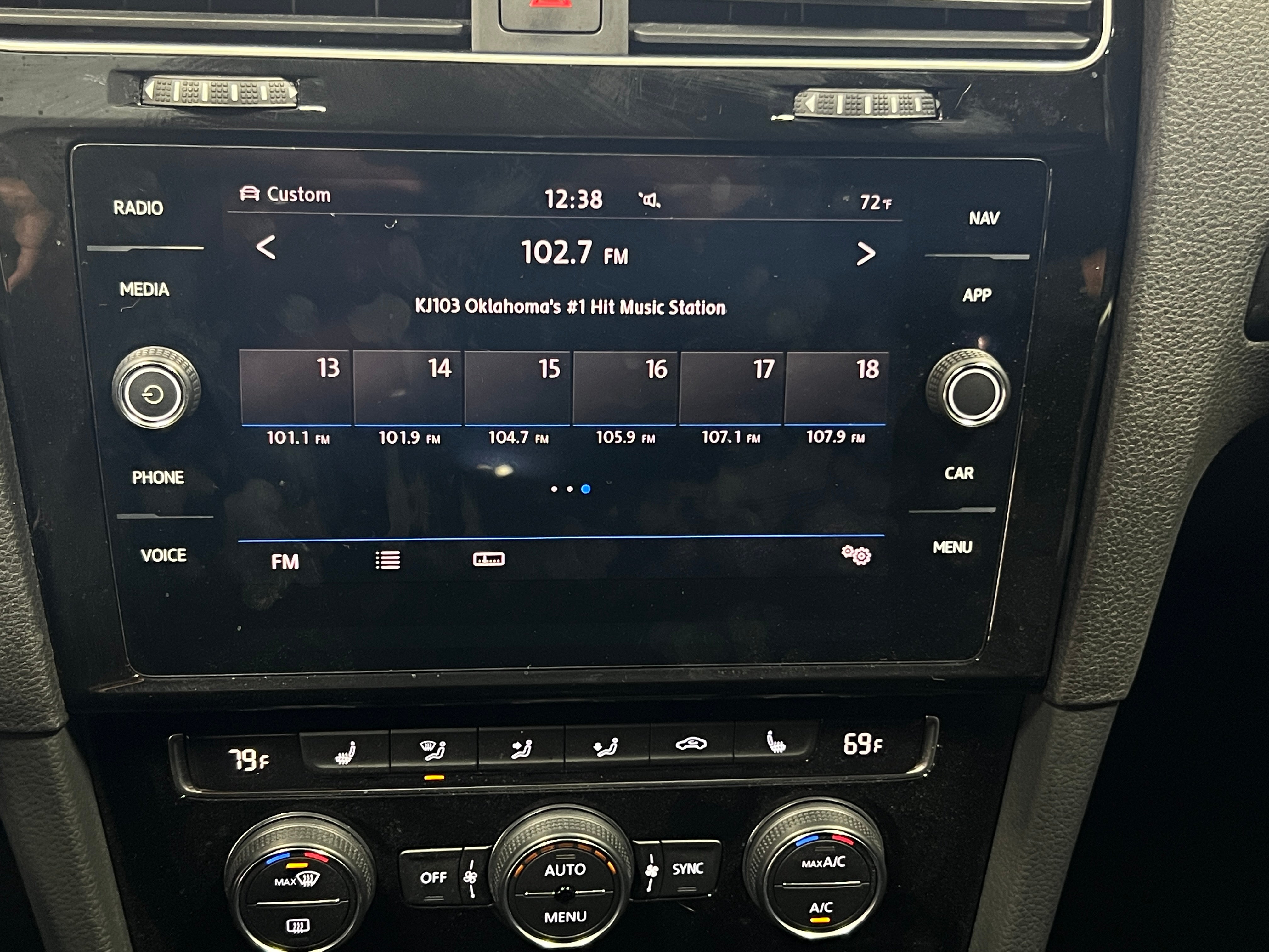 2019 Volkswagen Golf R 3