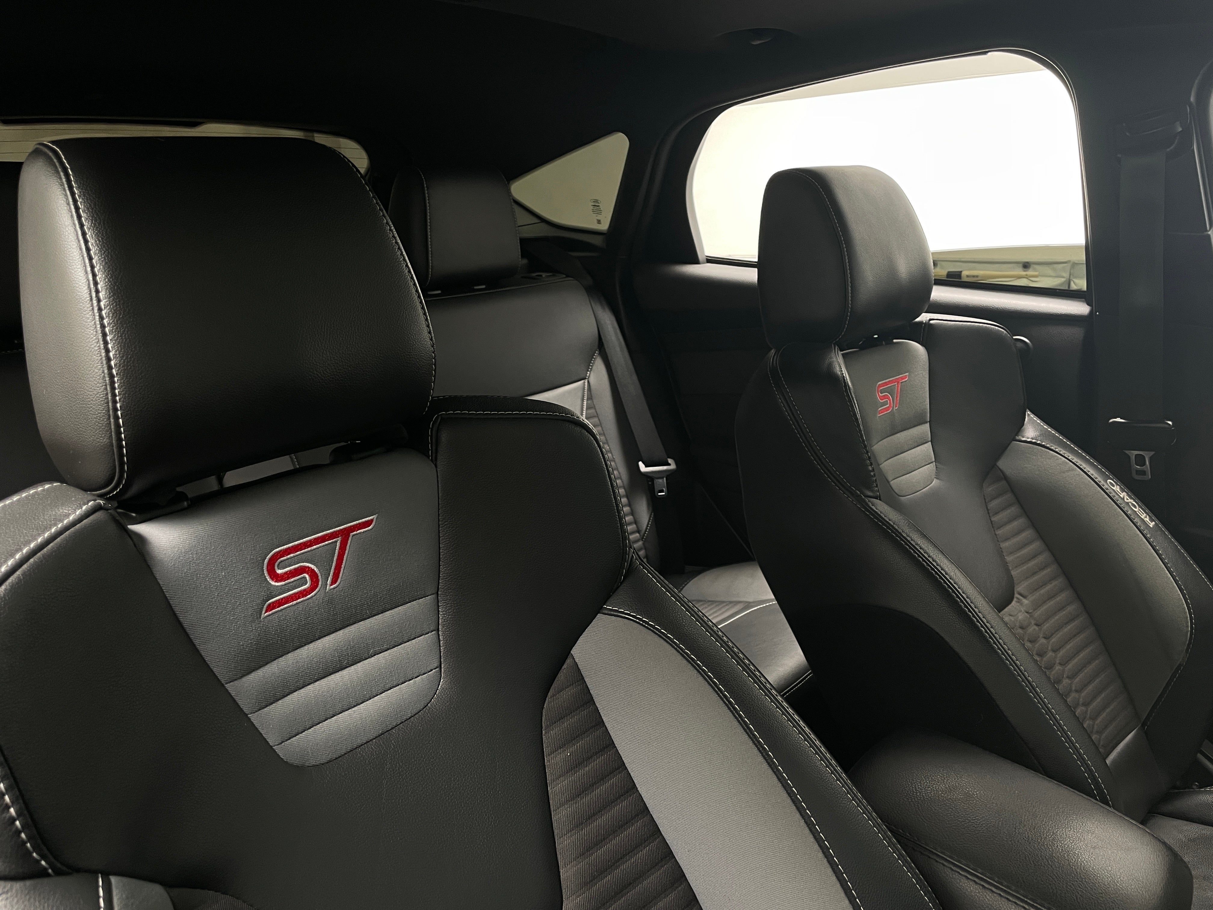 2017 Ford Focus ST 2
