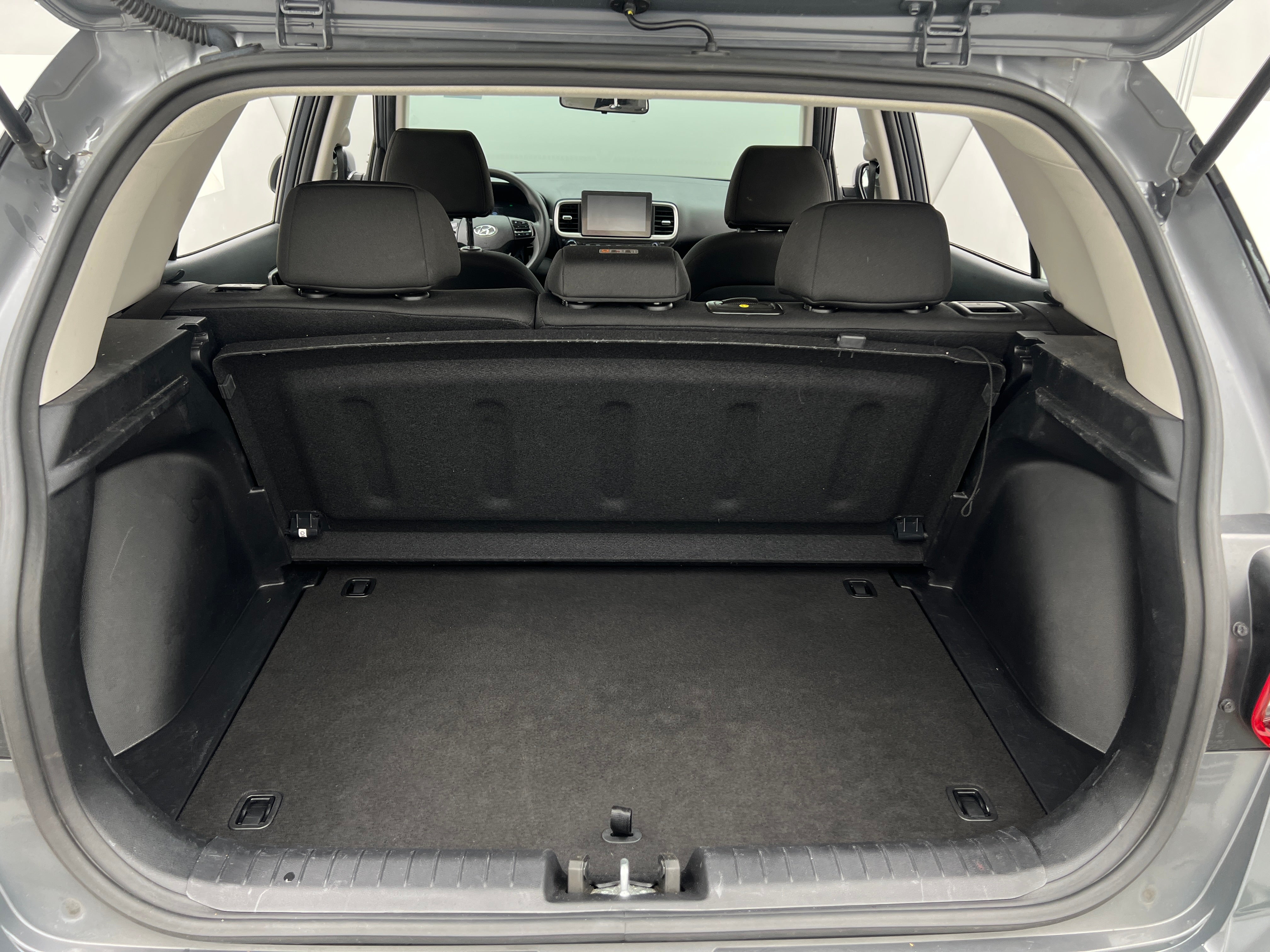 2024 Hyundai Venue SE 7