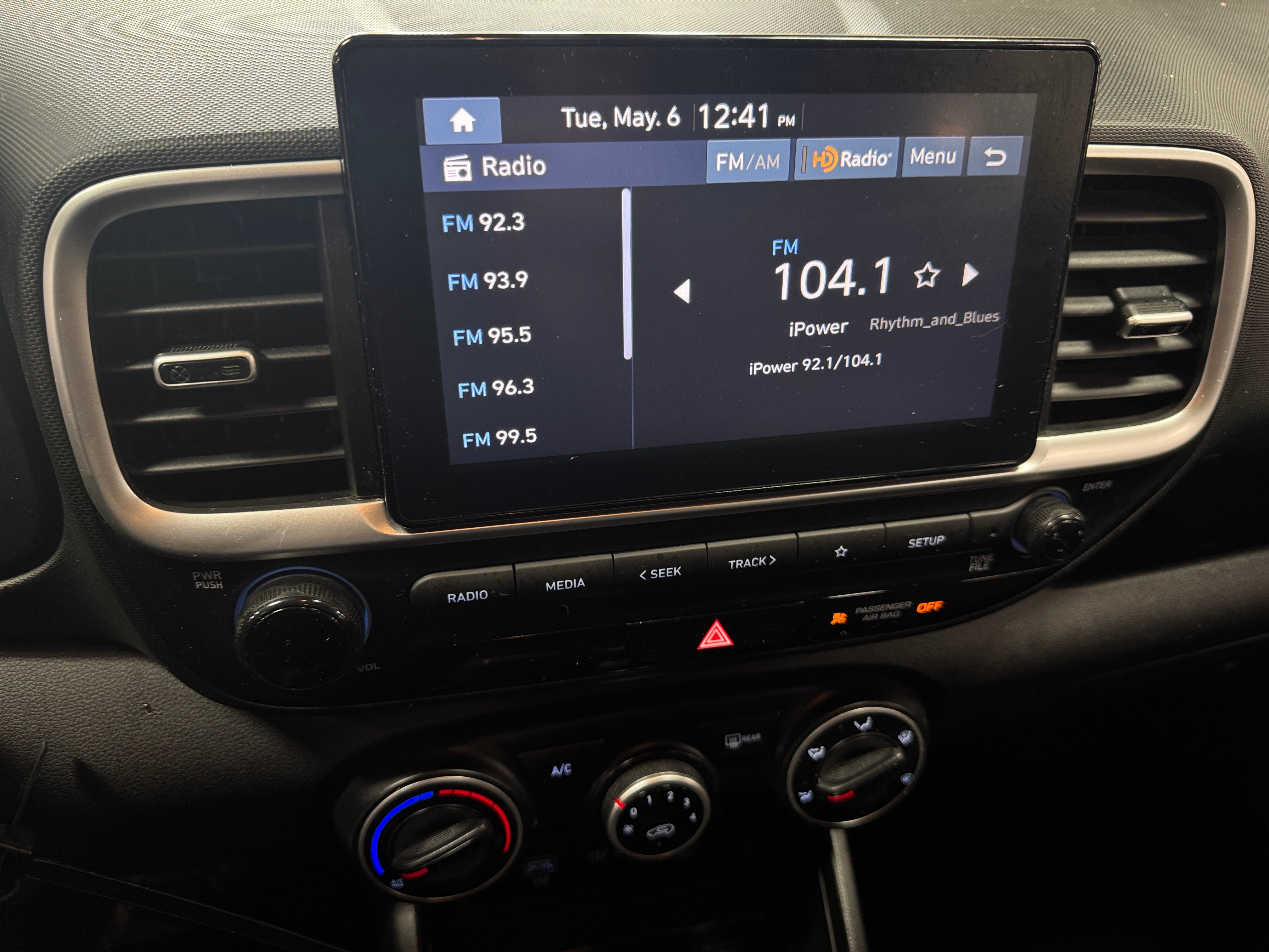 2024 Hyundai Venue SE 4