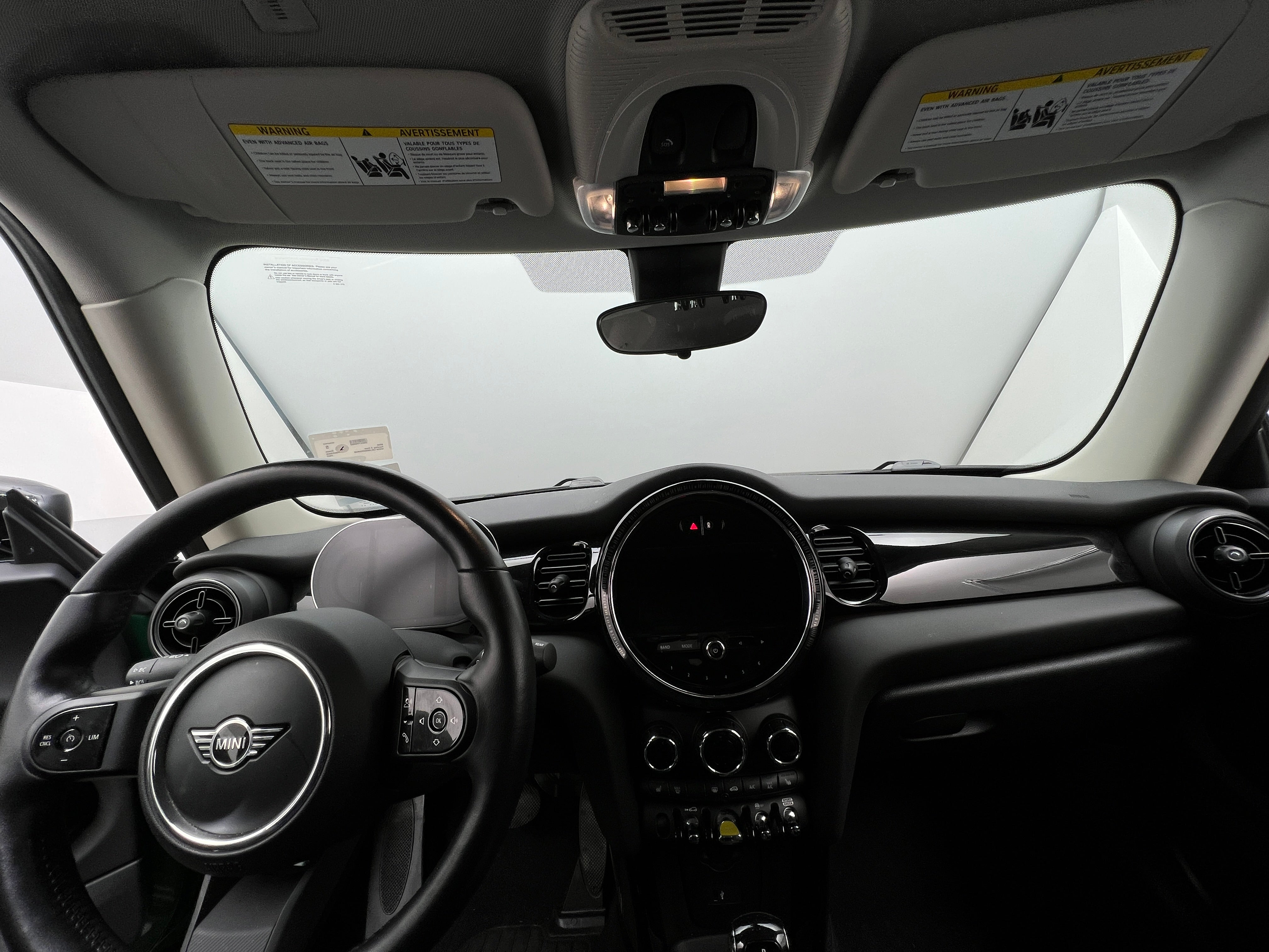 2022 MINI Cooper Hardtop SE 2