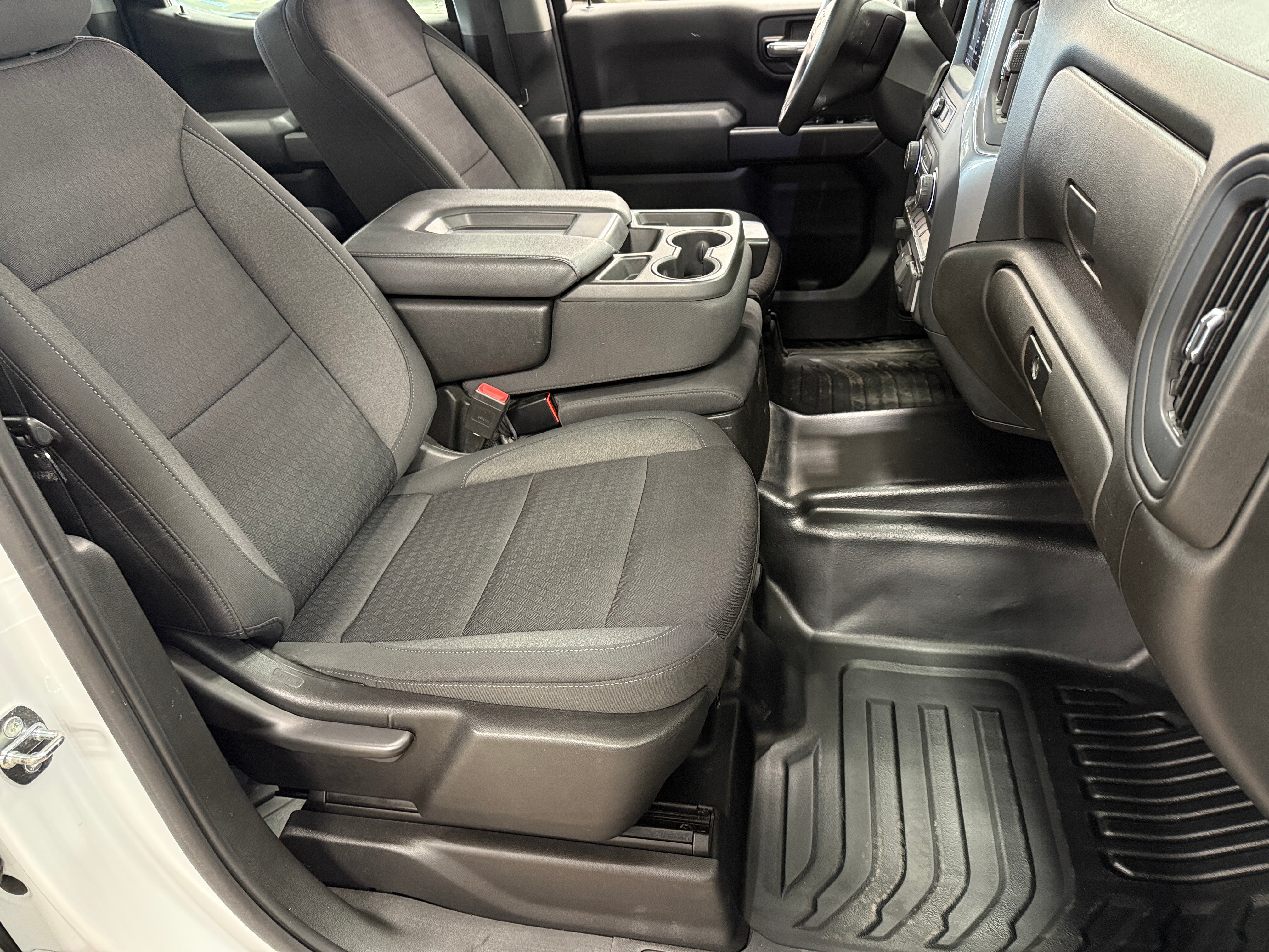 2022 Chevrolet Silverado 1500 Work Truck 2