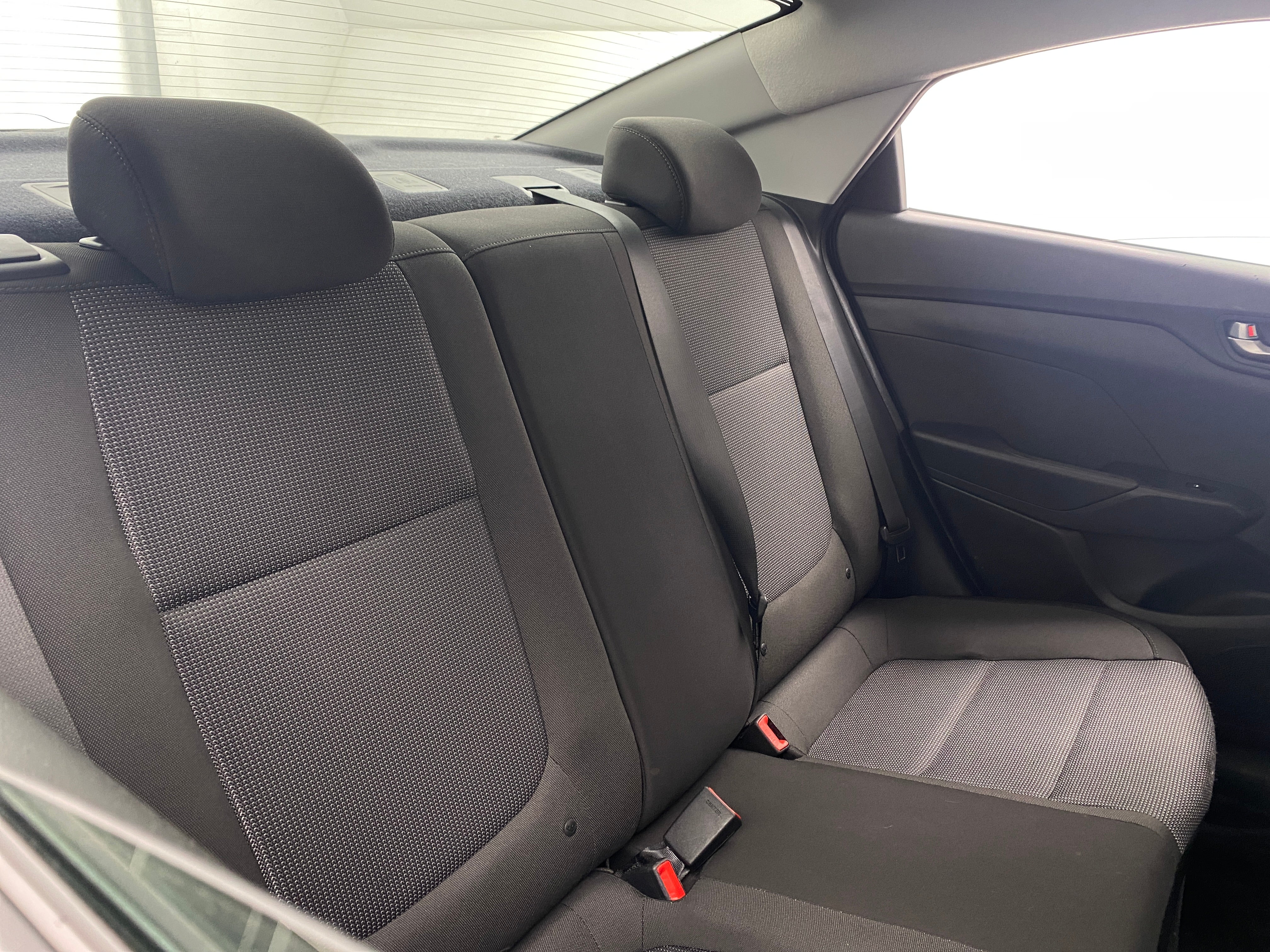 2022 Hyundai Accent SE 6