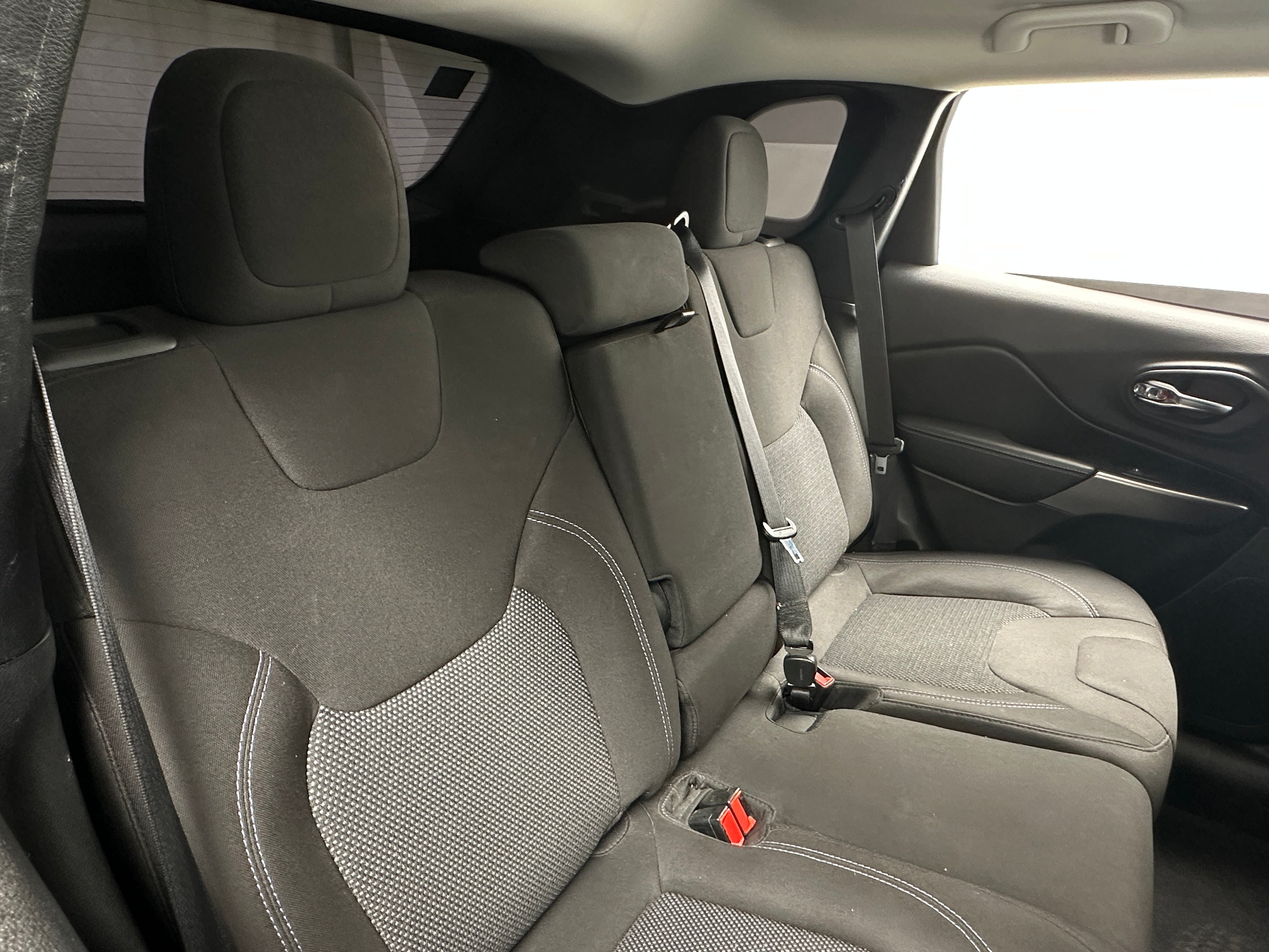 2019 Jeep Cherokee Latitude 6