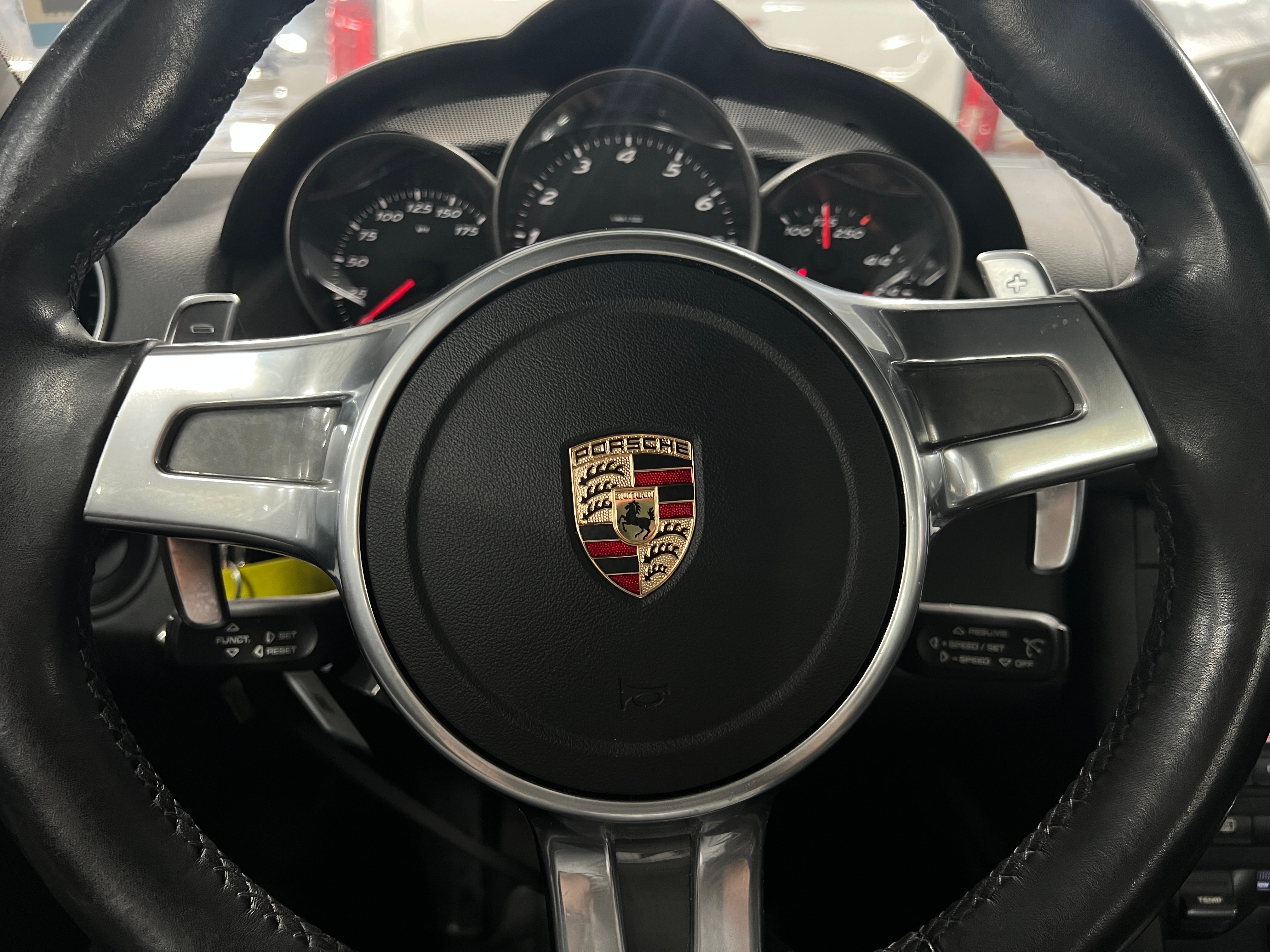 2011 Porsche Cayman Base 3
