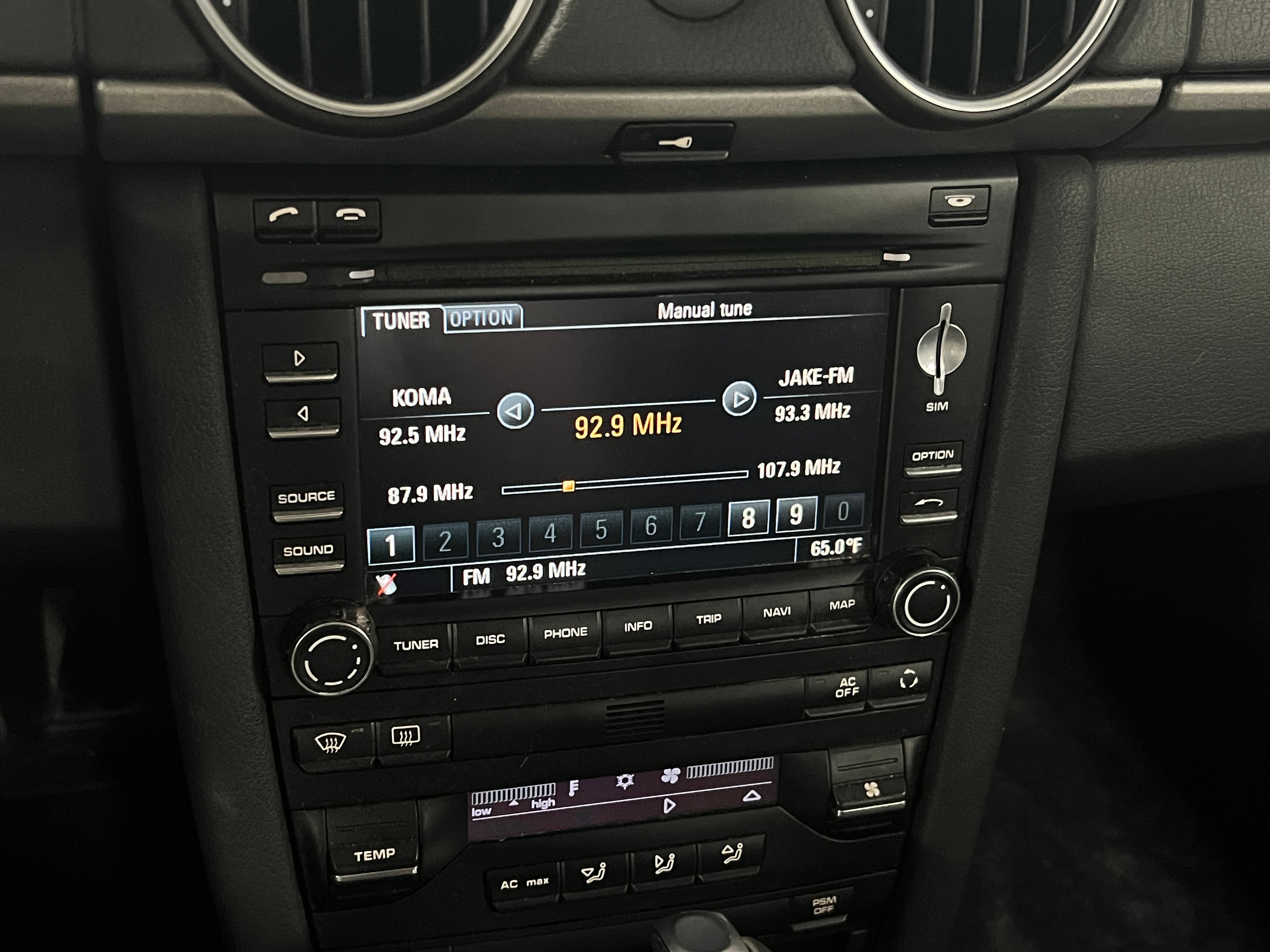2011 Porsche Cayman Base 2